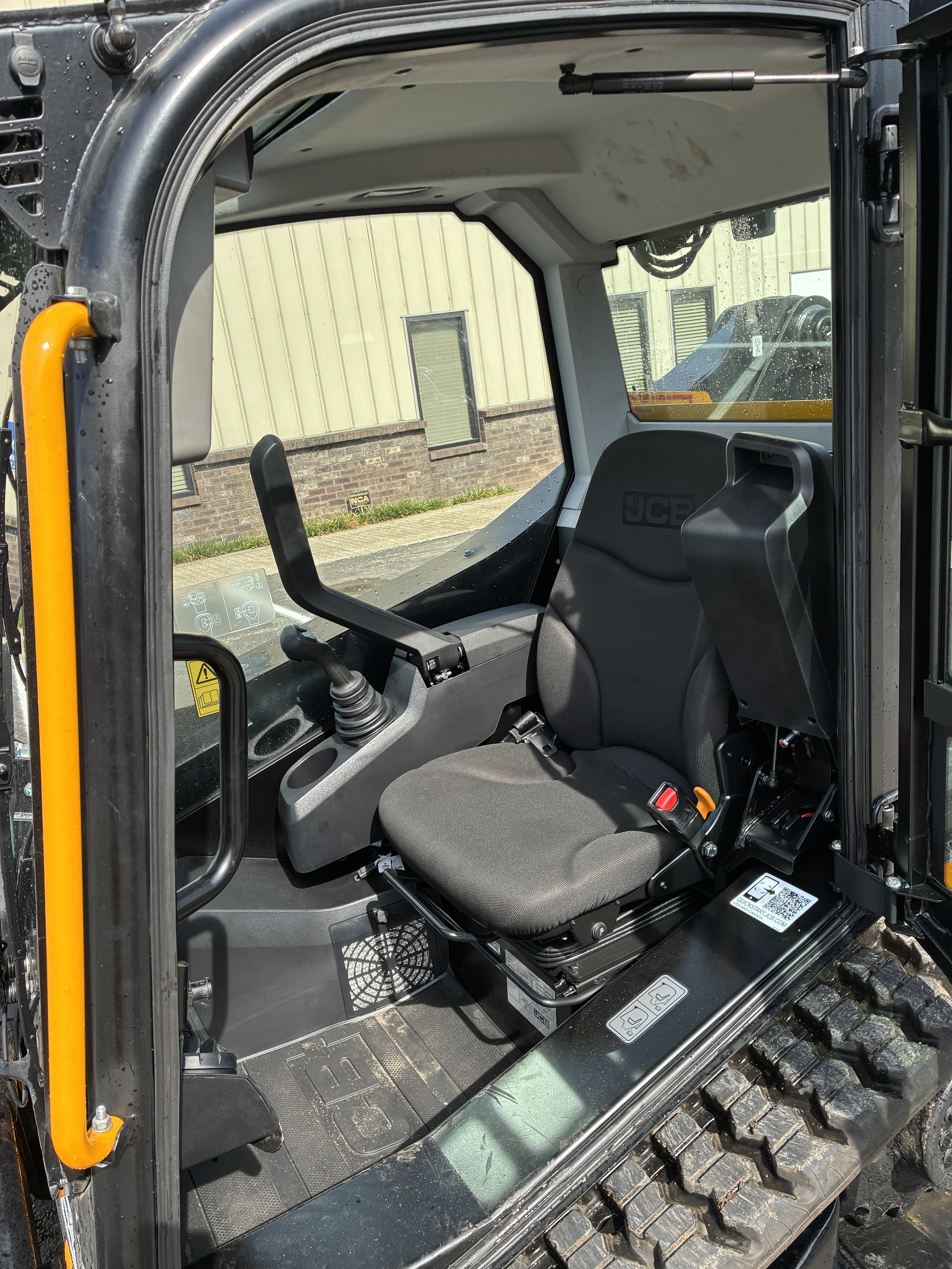 2026 JCB 215T
