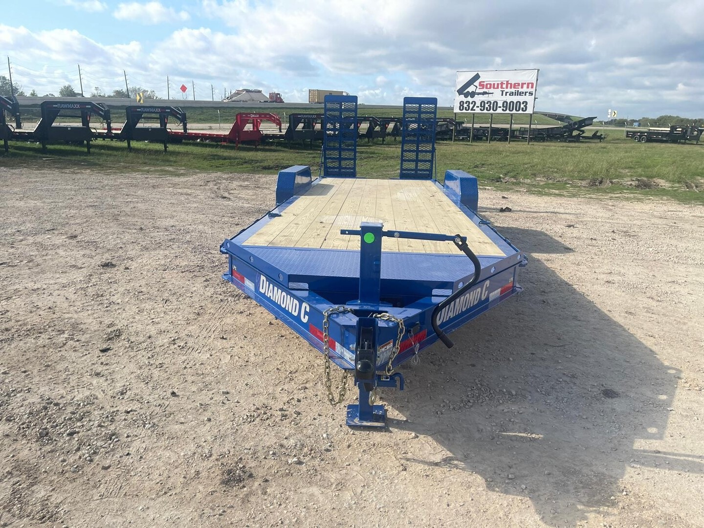 2023 DIAMOND C 22X82 DECKOVER 15K For Sale (53361482) from Southern