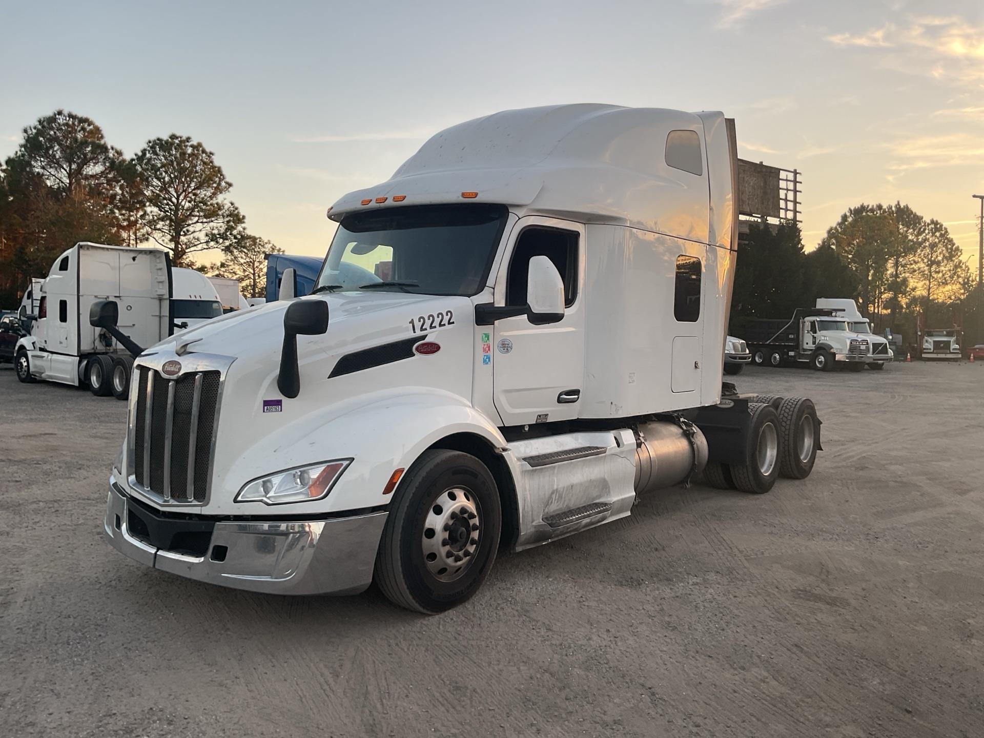 2023 Peterbilt 579