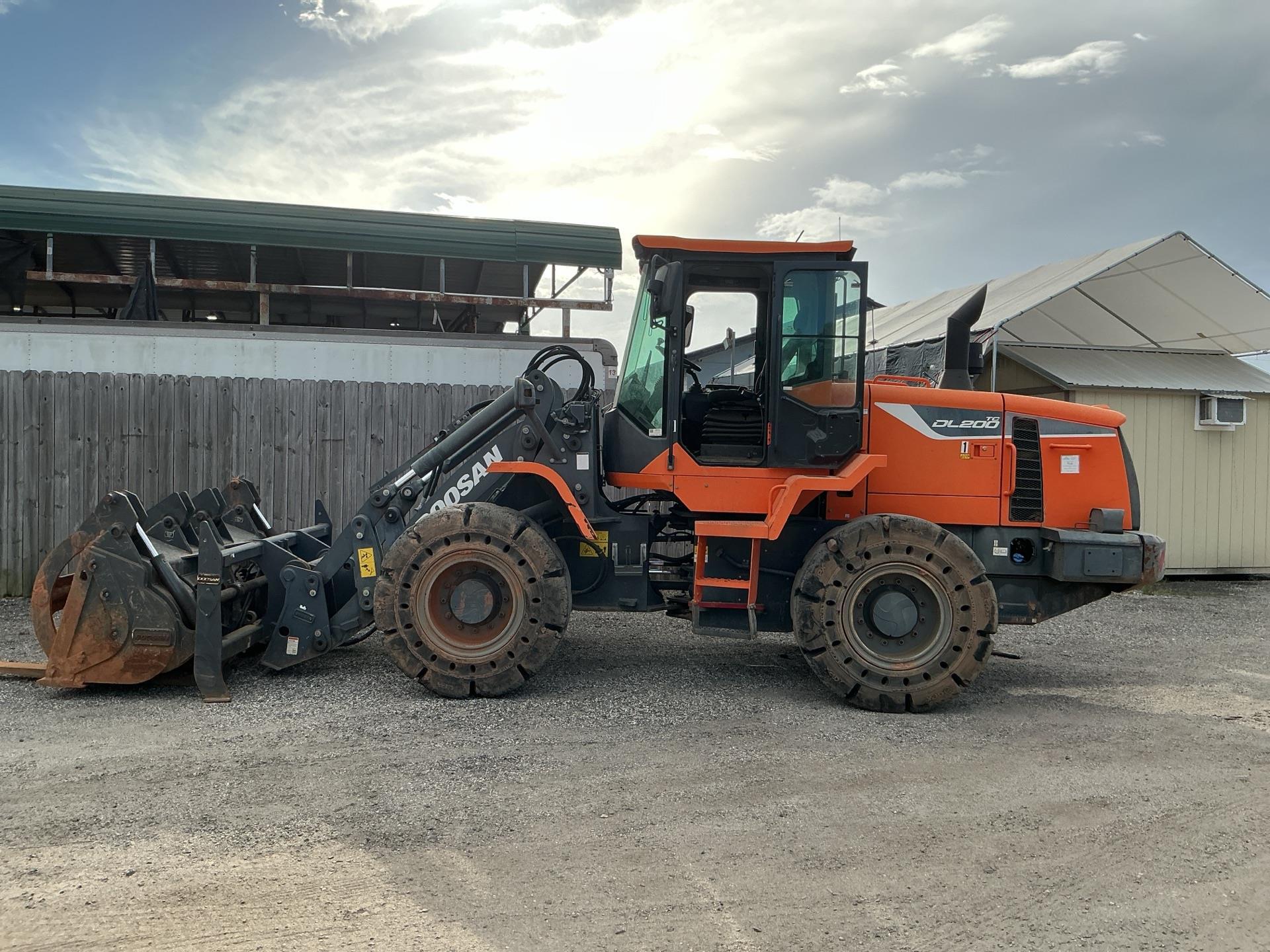 Photo of a 2020 Doosan DL200TC2-5-US210