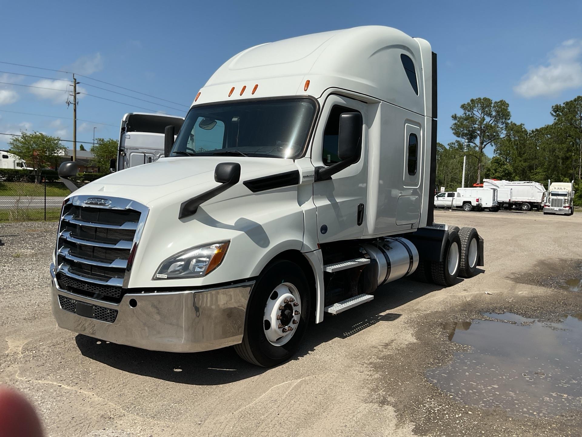Photo of a 2019 Freightliner CASCADIA 126