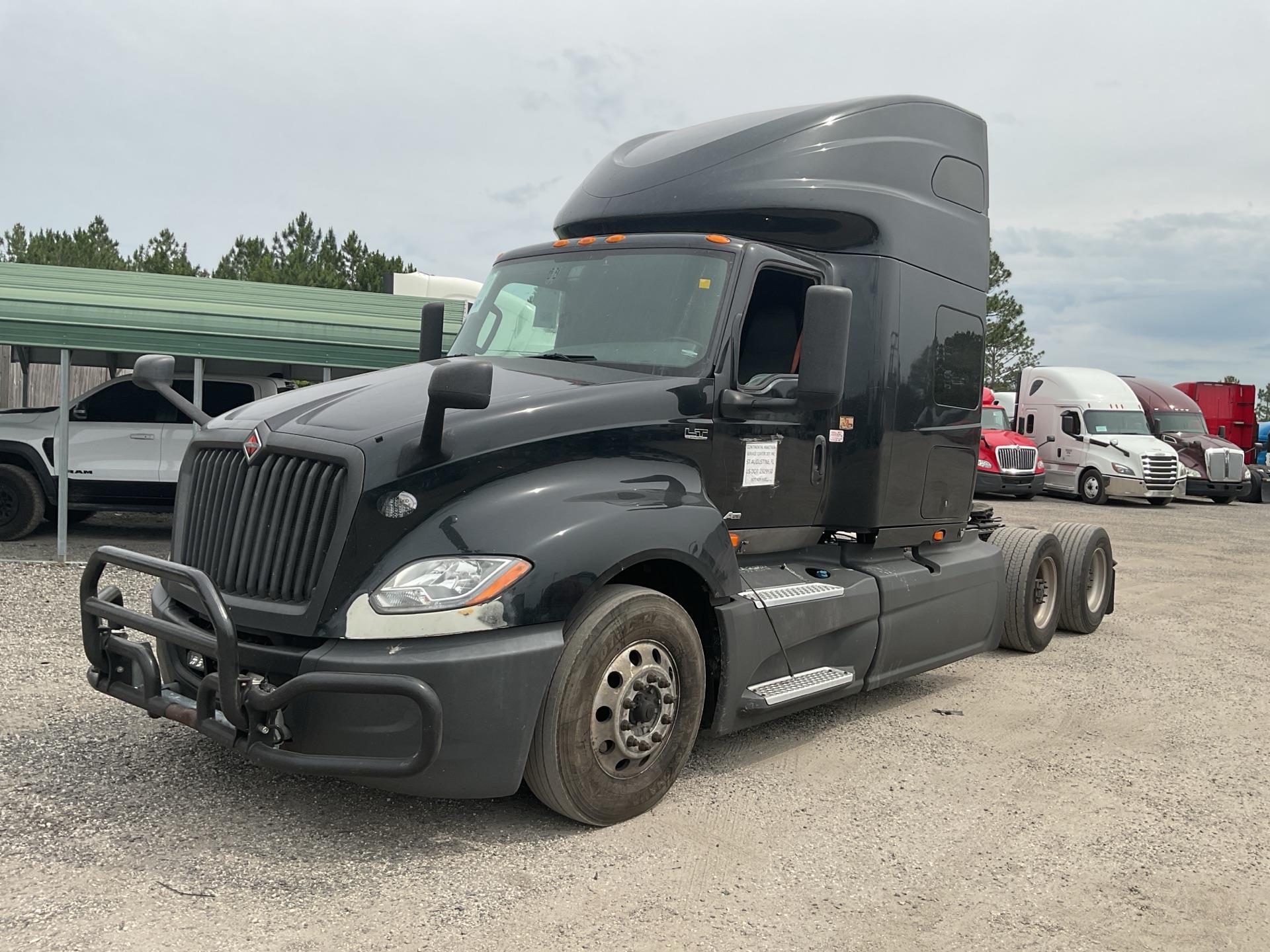 Photo of a 2020 International LT625