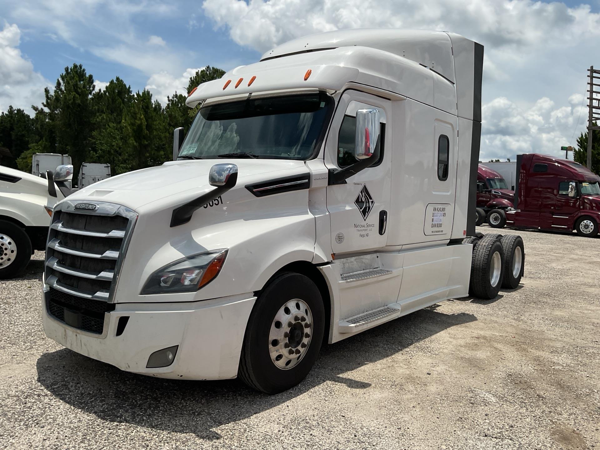 Photo of a 2019 Freightliner CASCADIA 126