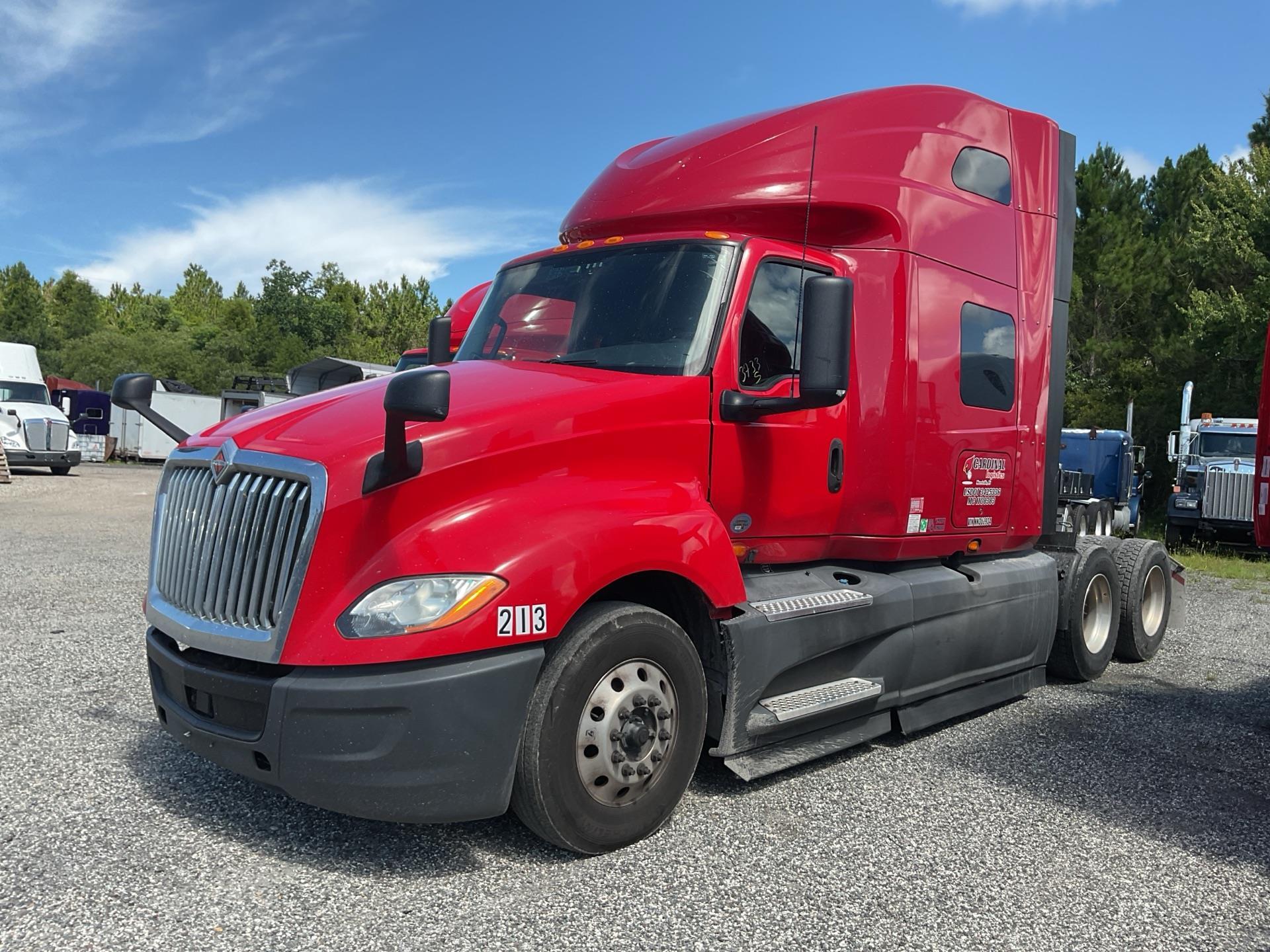 Photo of a 2022 International LT625