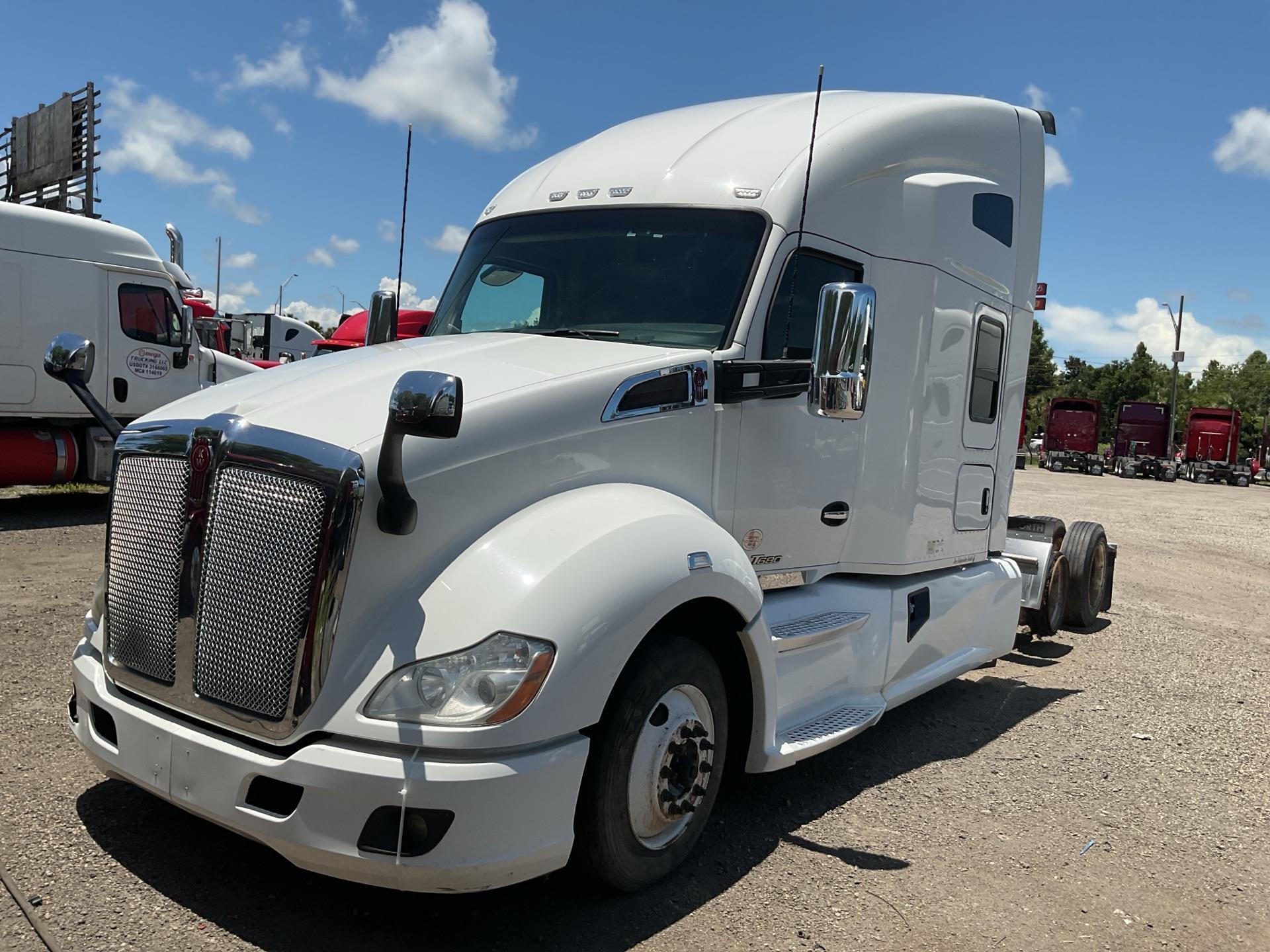 Photo of a 2022 Kenworth T680 Aerodyne
