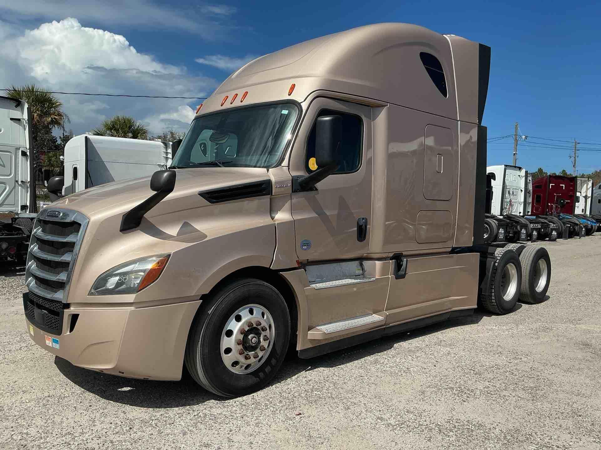 Photo of a 2019 Freightliner CASCADIA 126