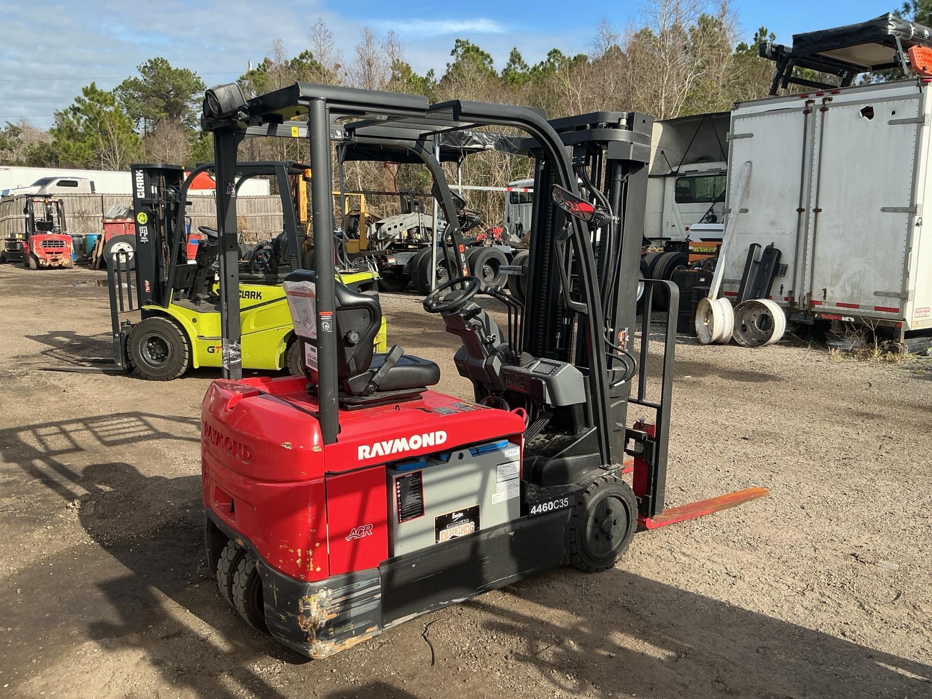 Photo of a 2024 Raymond 4460C35TT