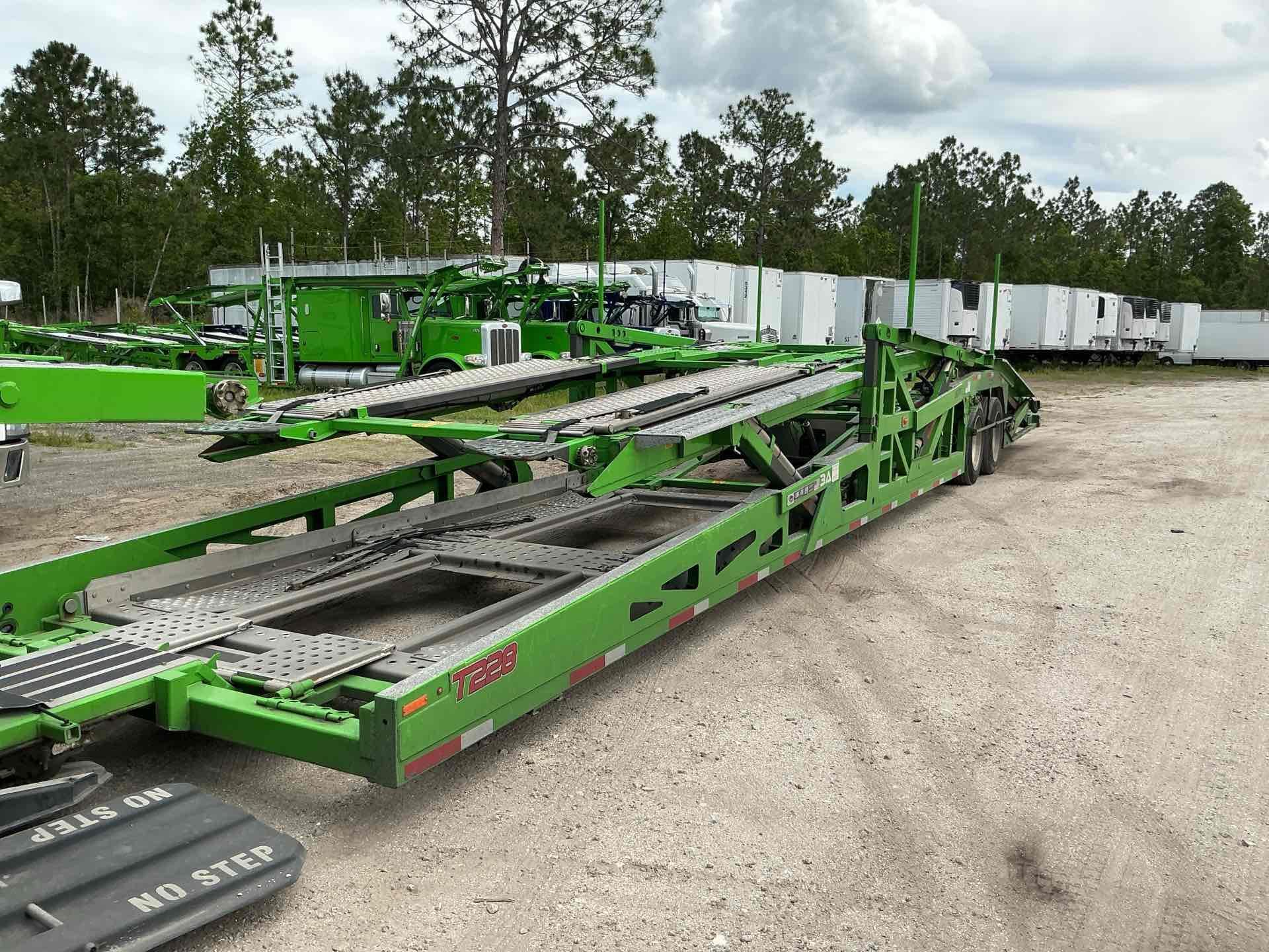 Photo of a 2024 Cottrell CX-09LS2