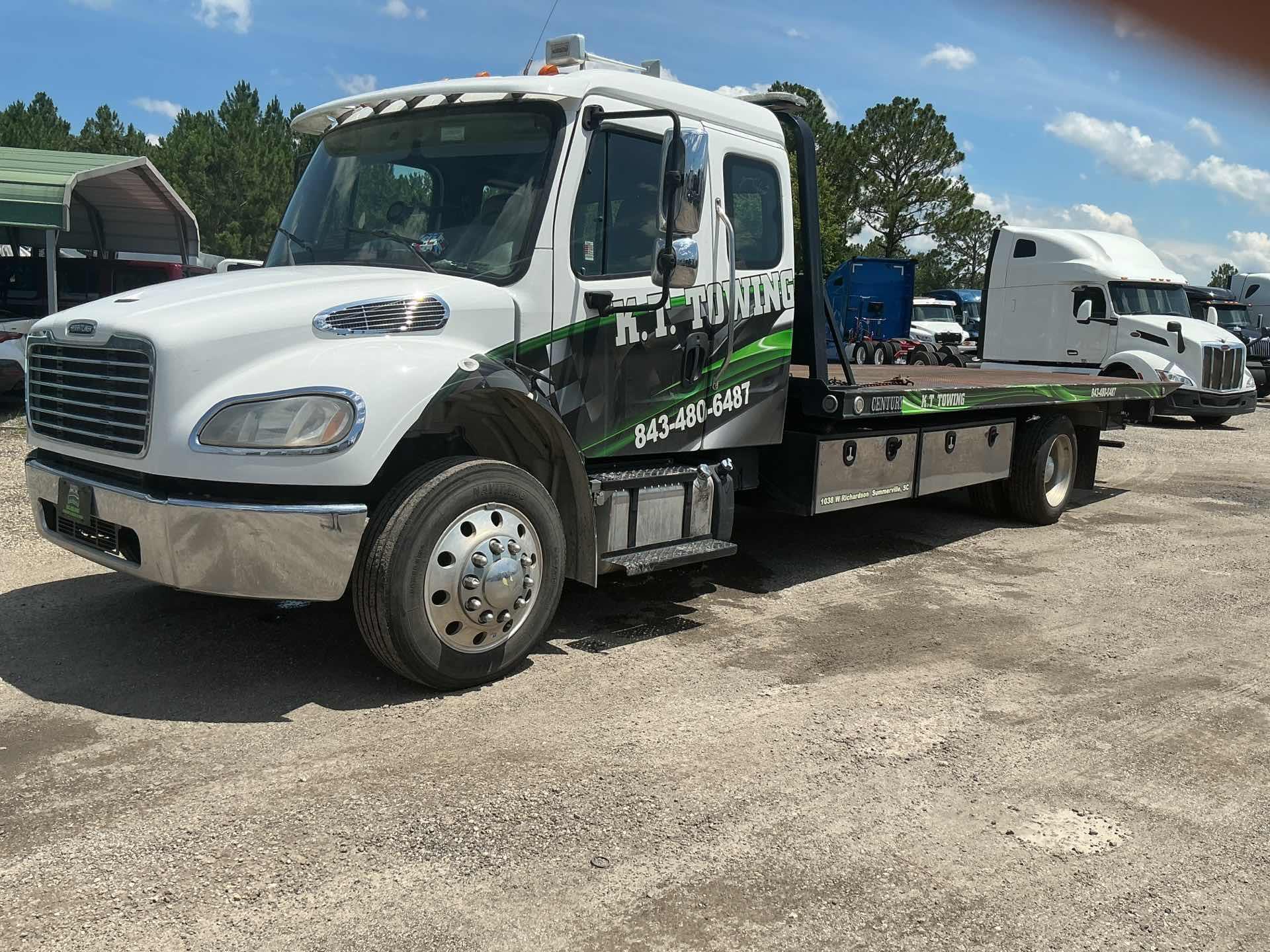 Photo of a 2020 Freightliner BUSINESS CLASS M2 106