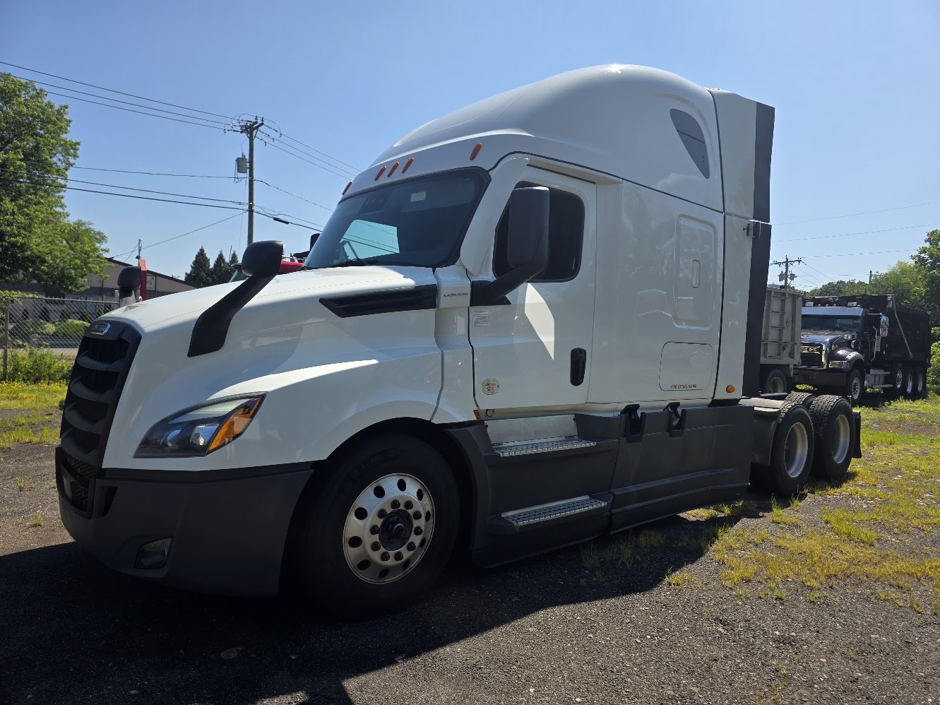 Photo of a 2022 Freightliner CASCADIA 126