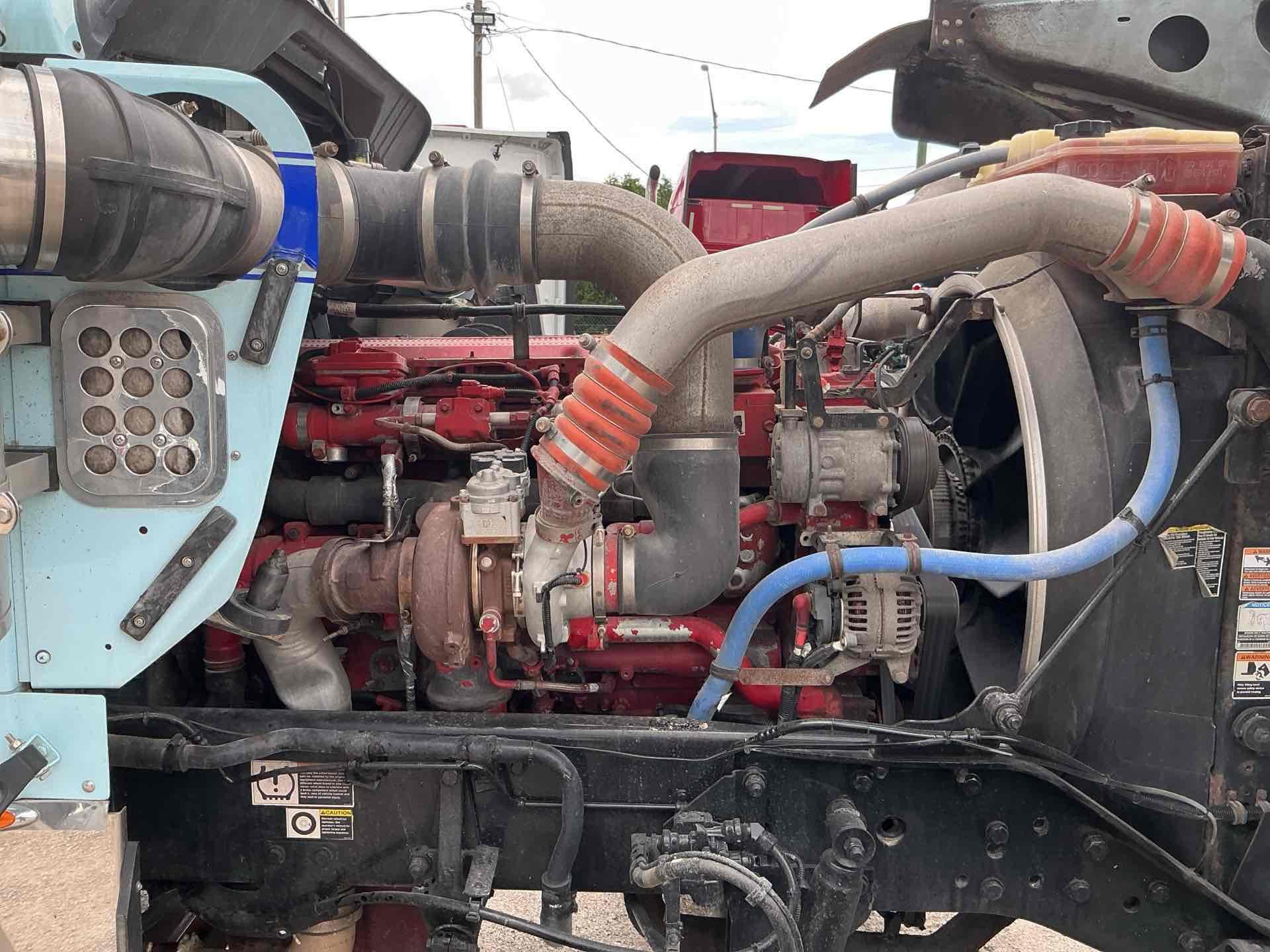 2021 Kenworth W900