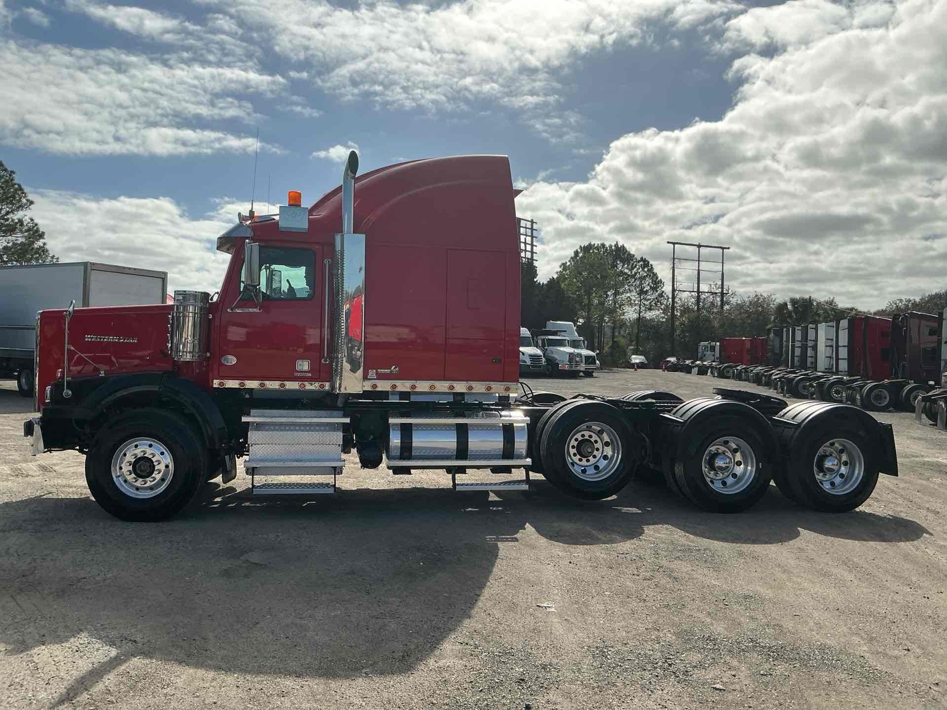 2020 Western Star CONVENTIONAL