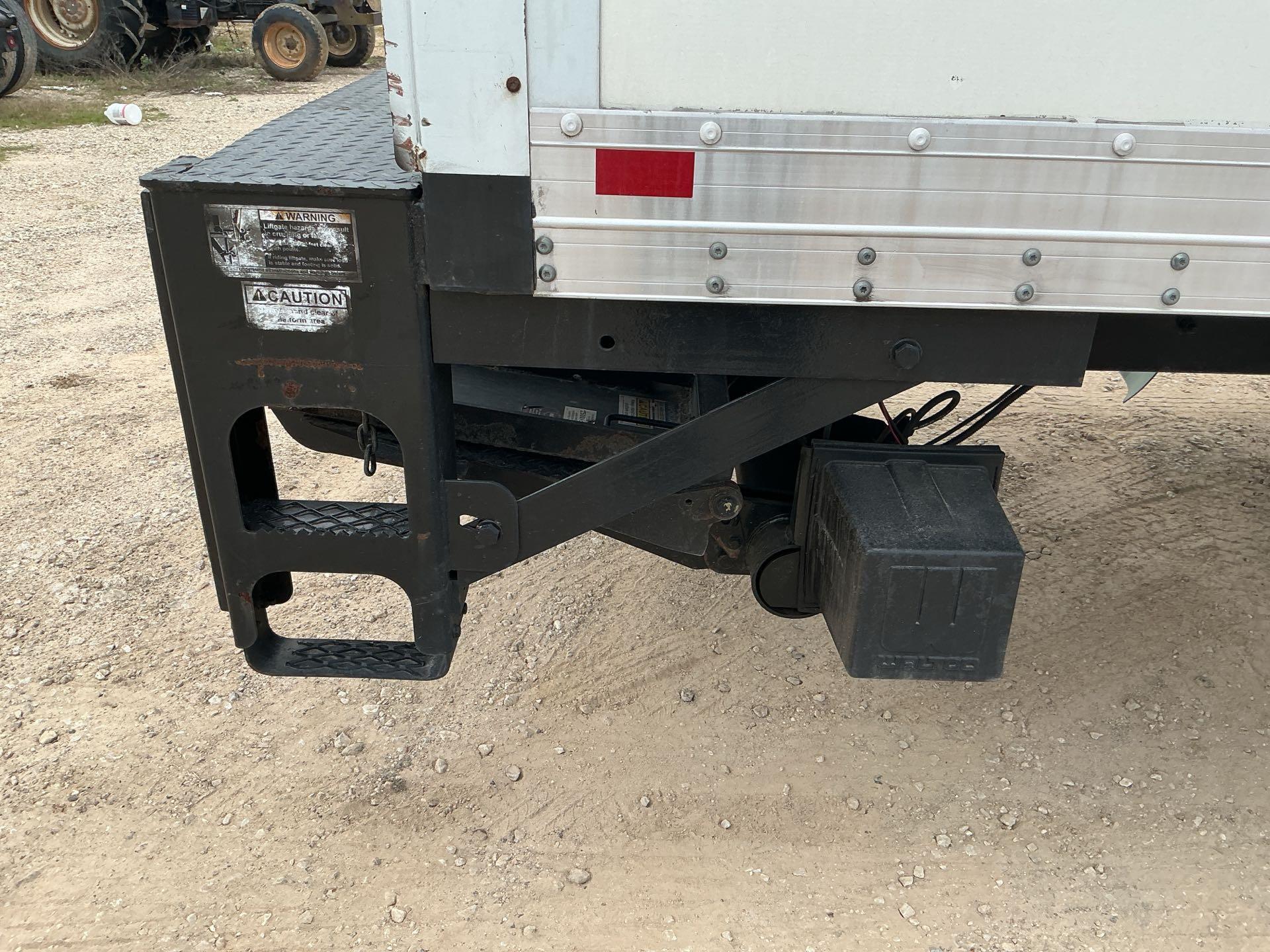 2019 Freightliner BUSINESS CLASS M2 106