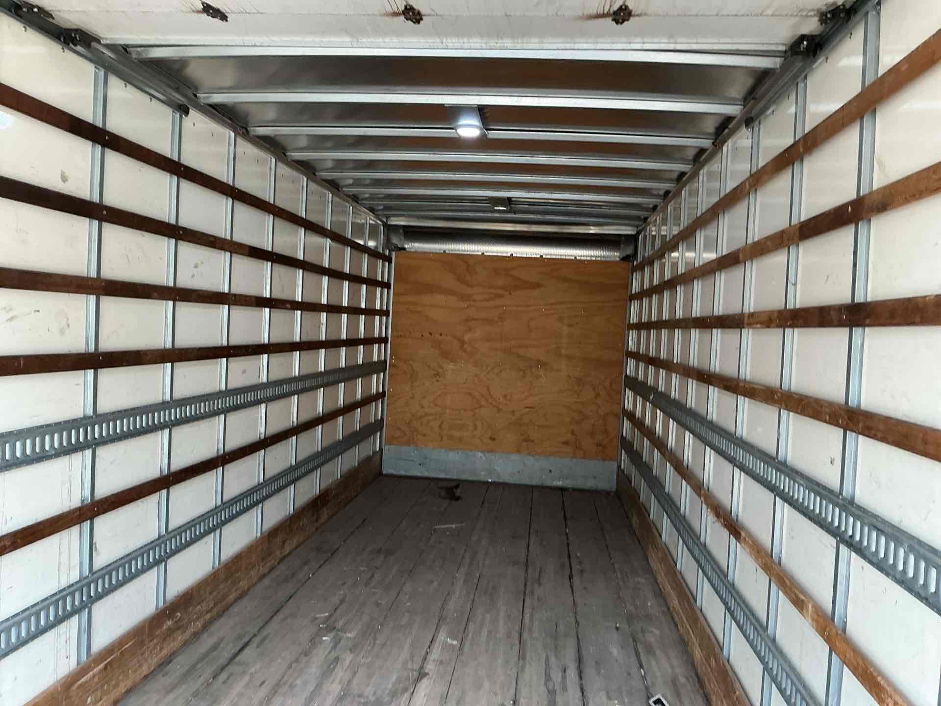 2019 Freightliner BUSINESS CLASS M2 106