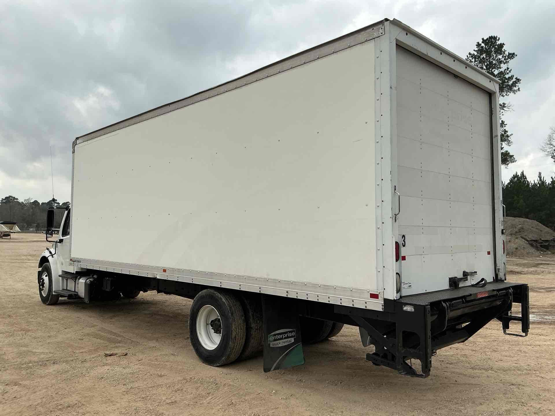 2019 Freightliner BUSINESS CLASS M2 106