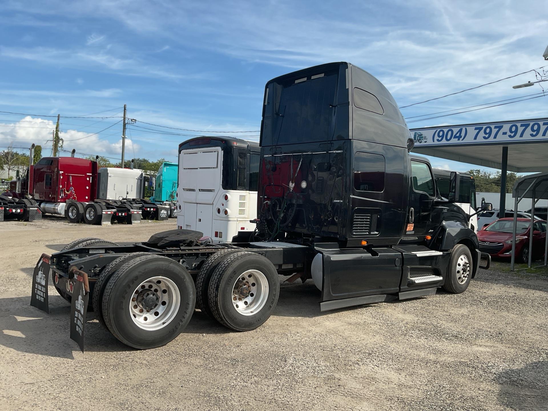 2020 International LT625