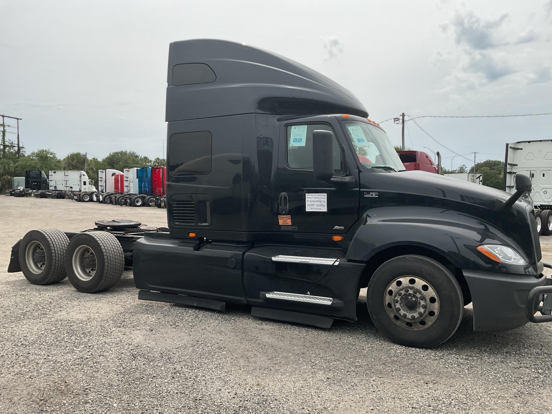 2020 International LT625