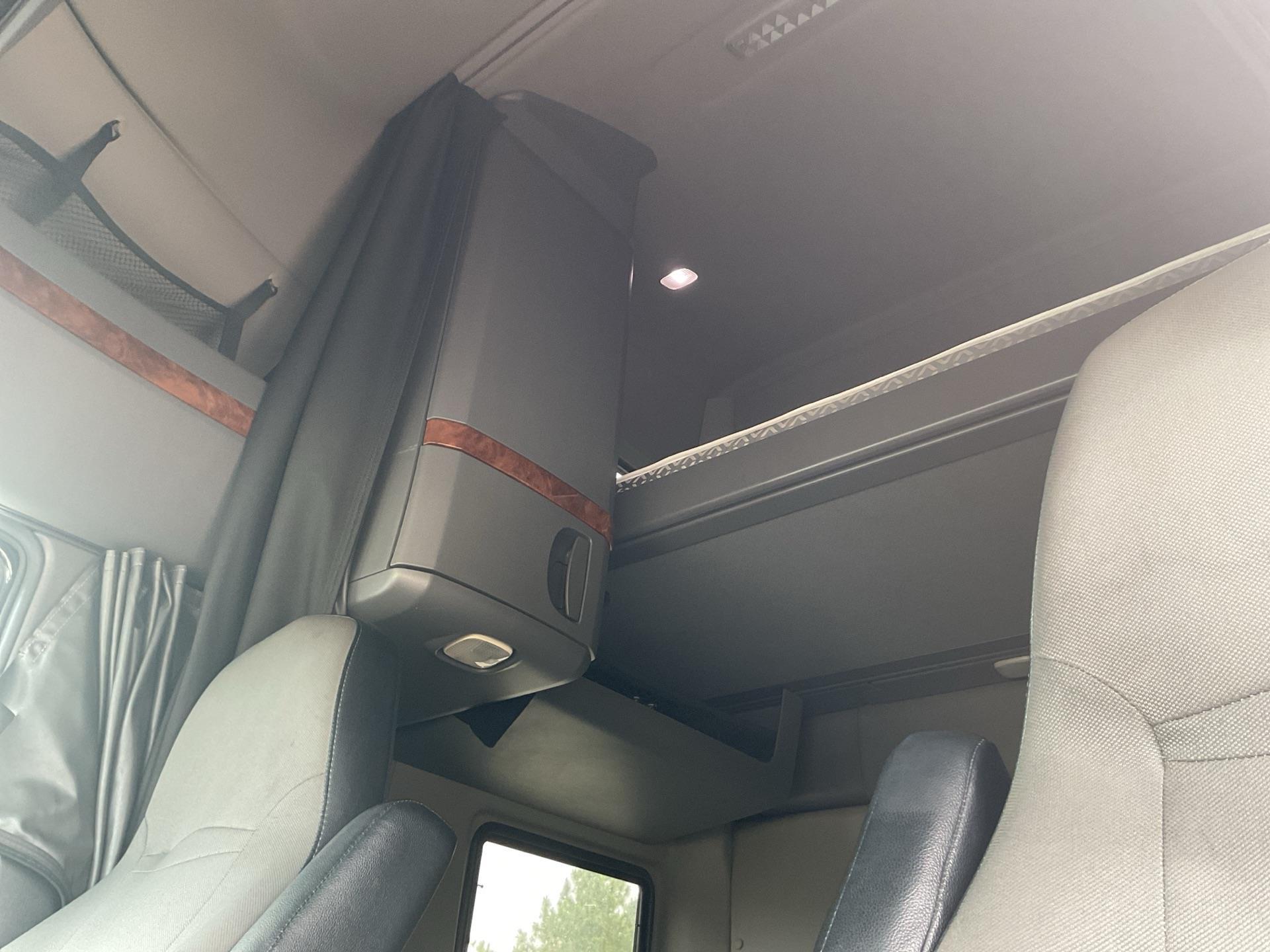 2020 International LT625