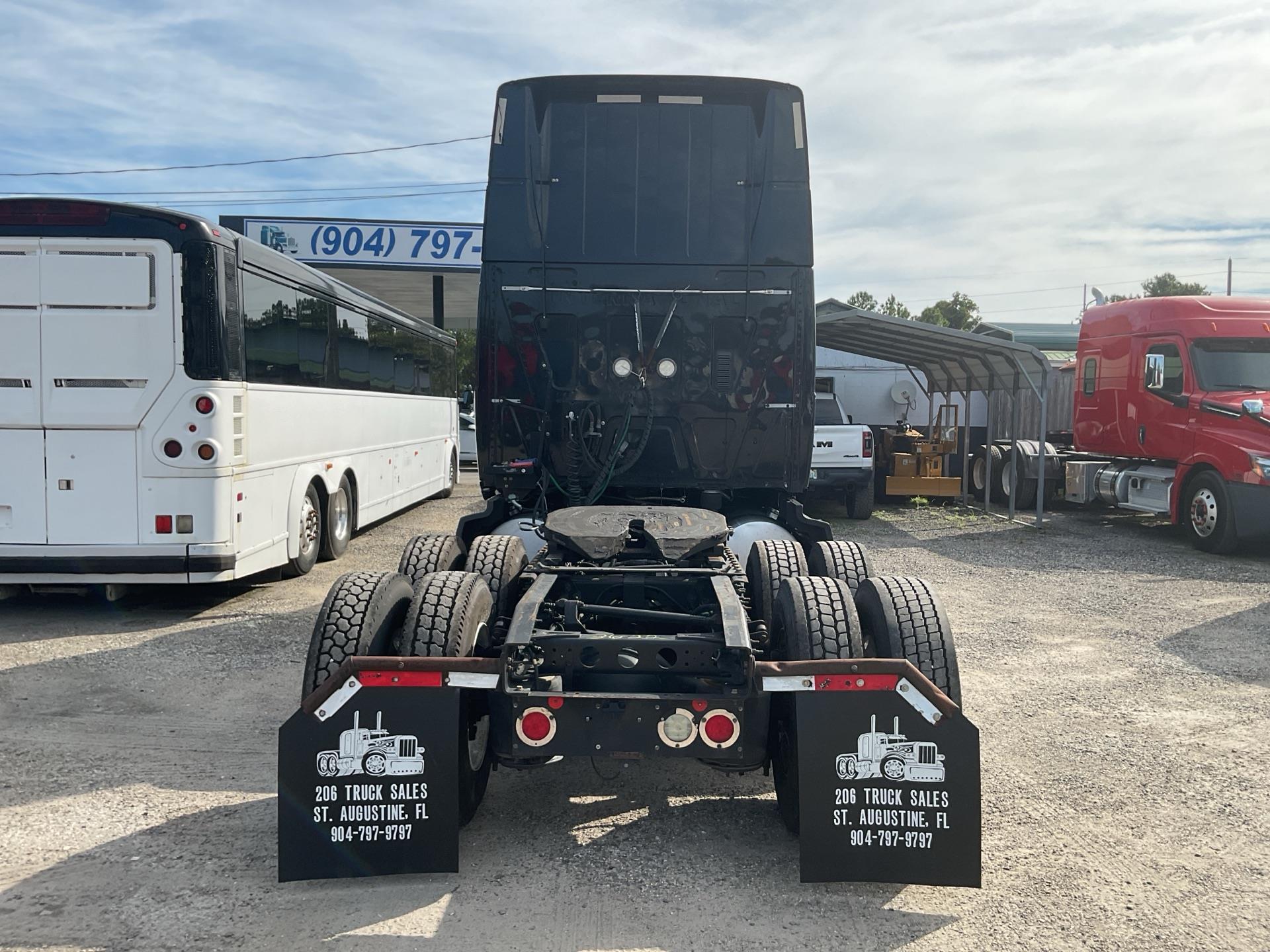 2020 International LT625