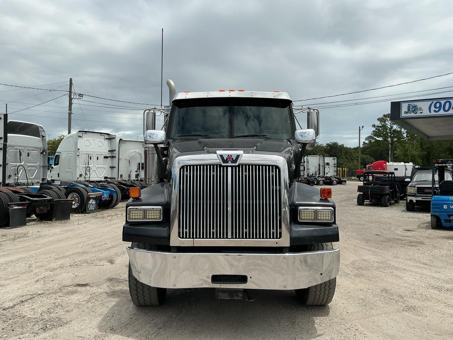 2015 Western Star 4900
