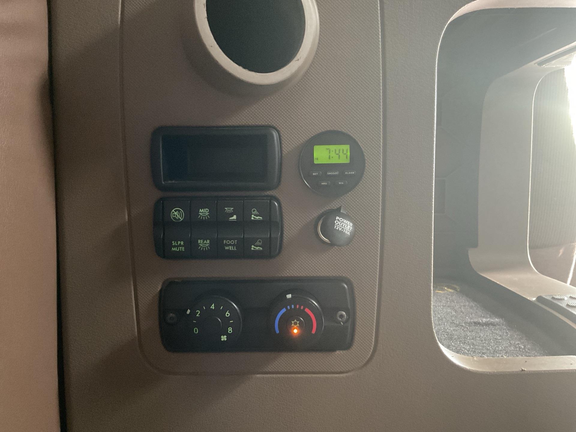 2020 Freightliner Cascadia 125
