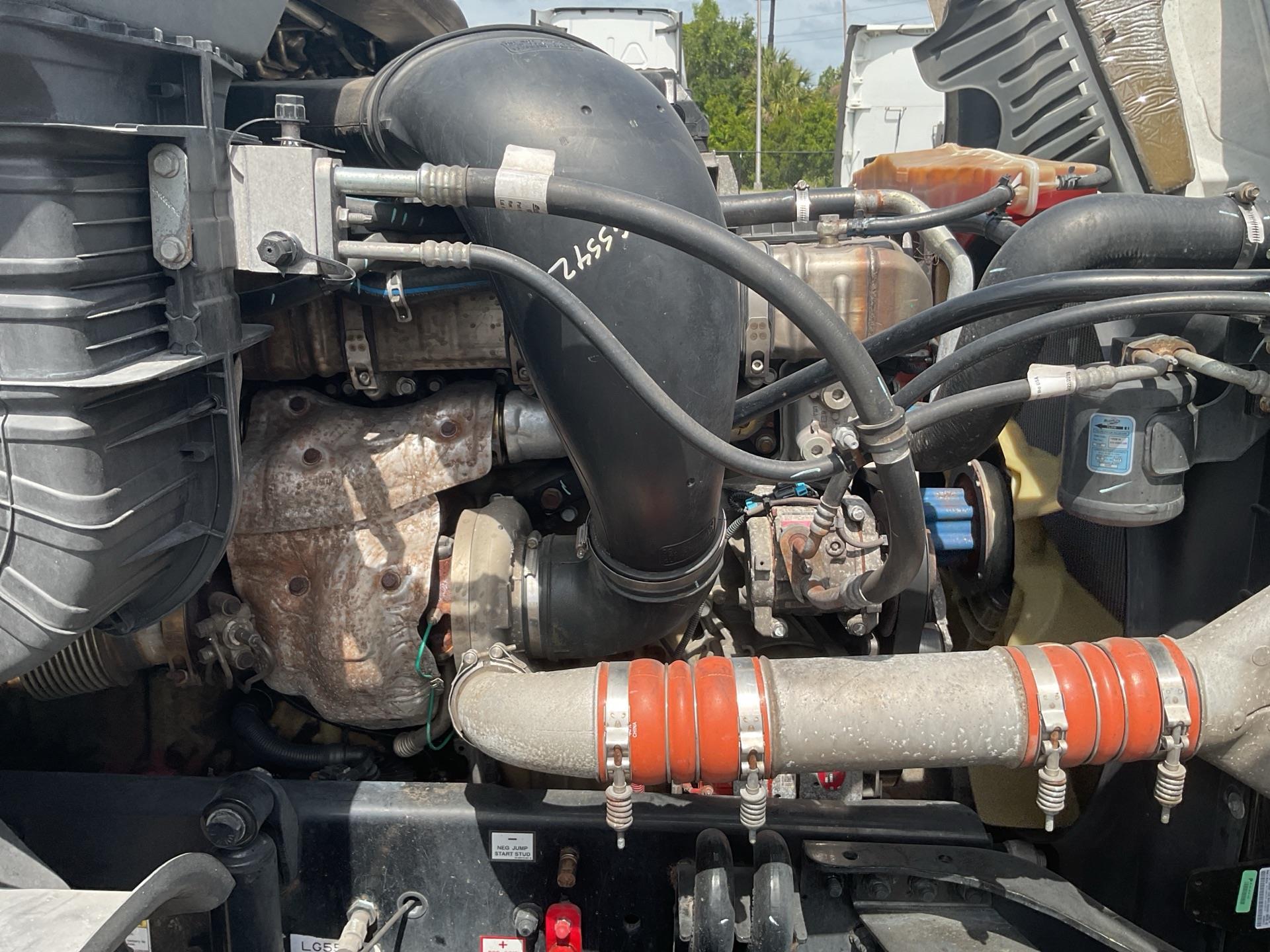2020 Freightliner Cascadia 125