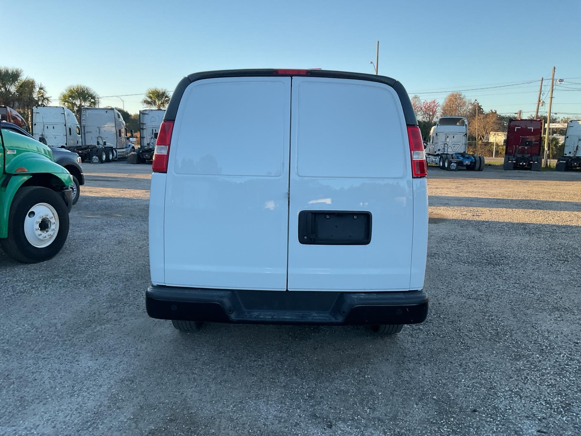 2022 Chevrolet Express