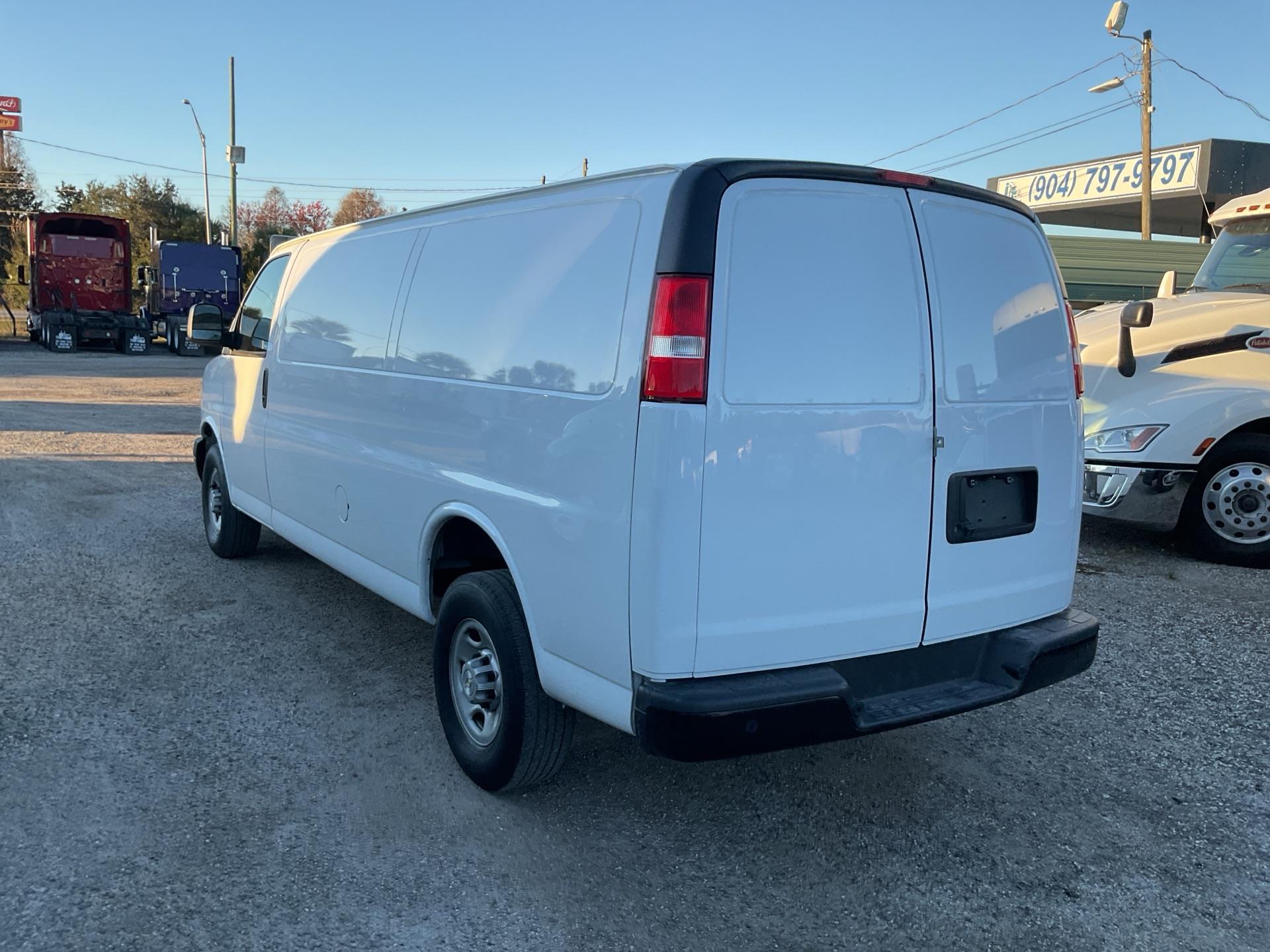 2022 Chevrolet Express