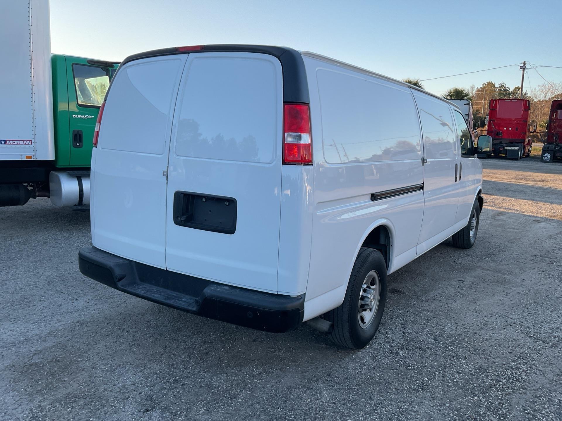 2022 Chevrolet Express