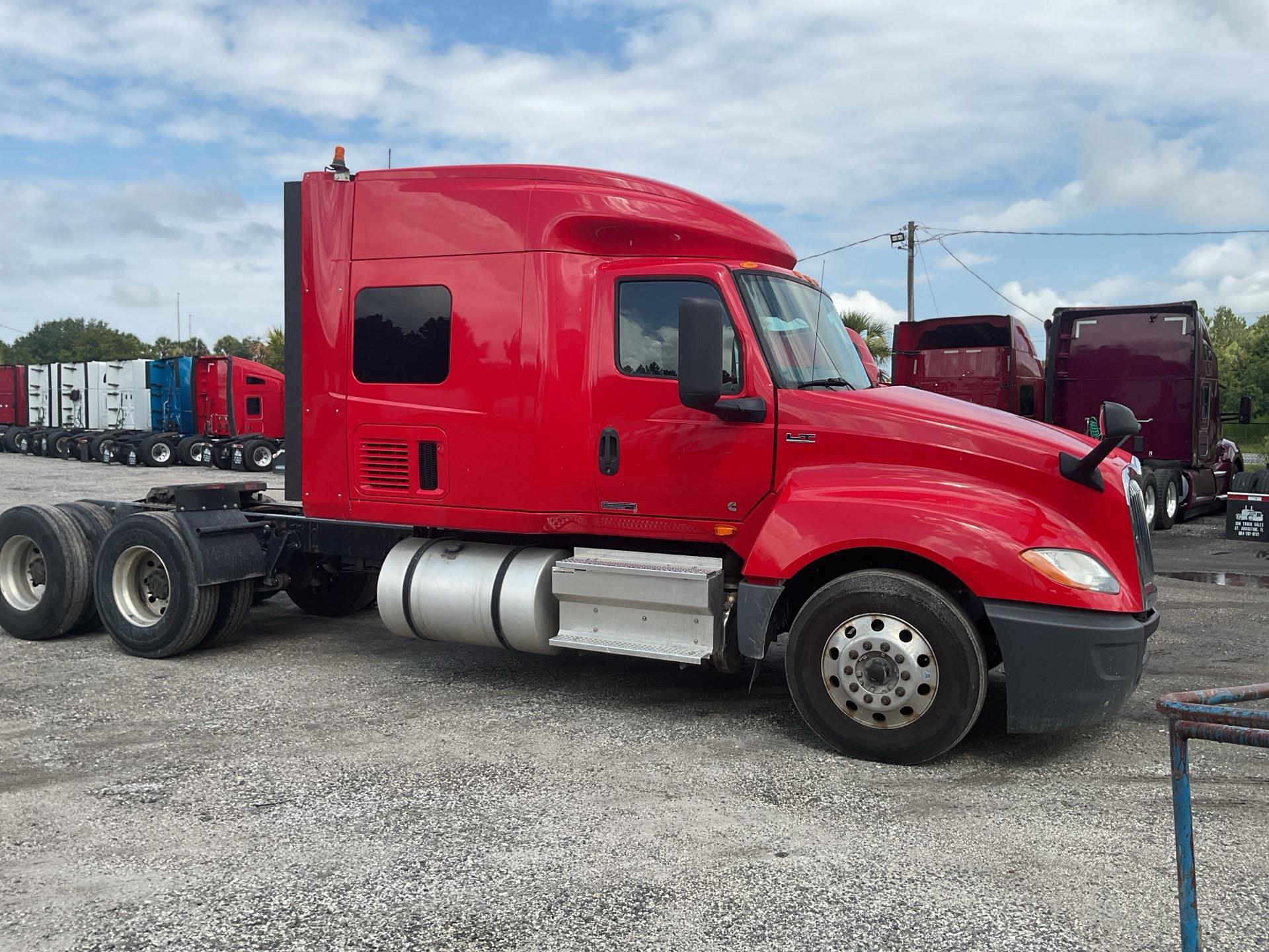 2019 International LT625