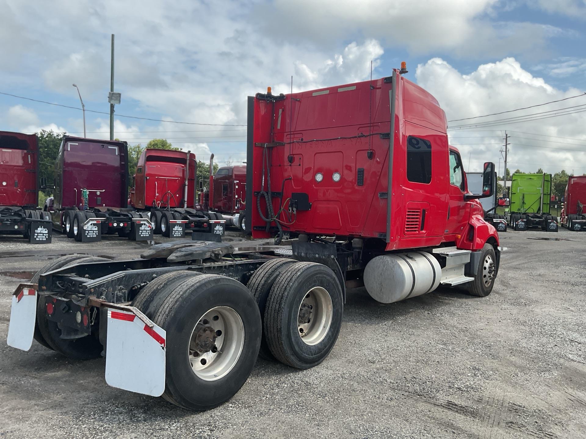 2019 International LT625