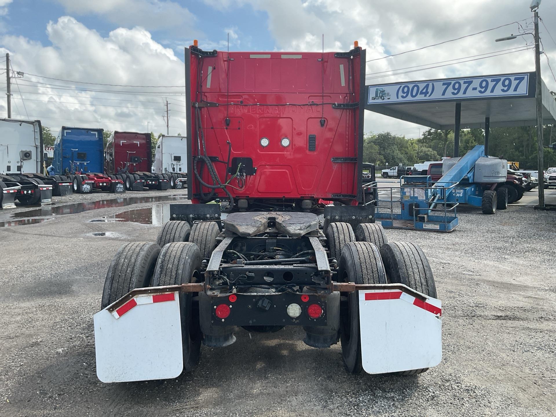 2019 International LT625