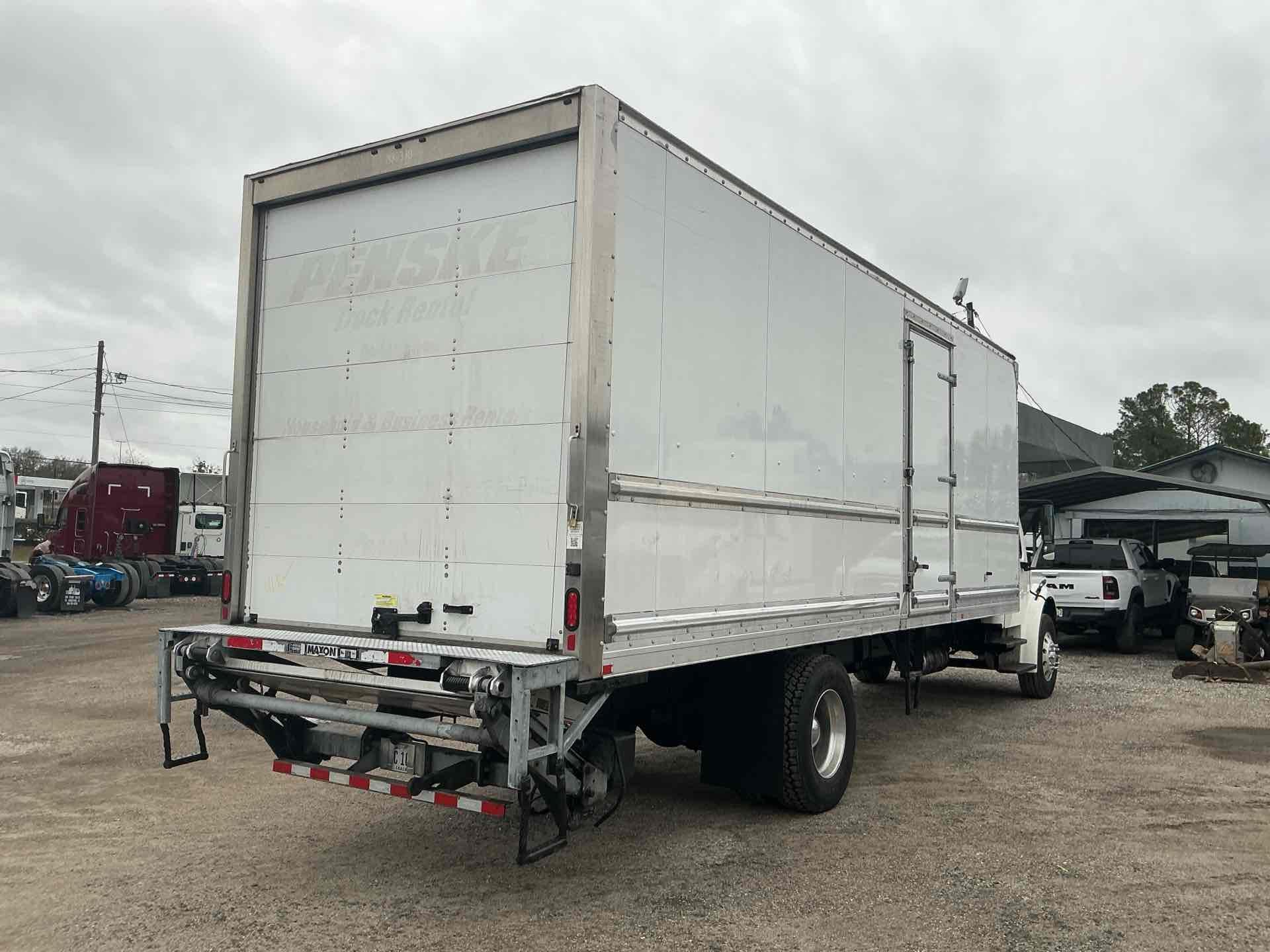 2020 Freightliner Business Class M2 106