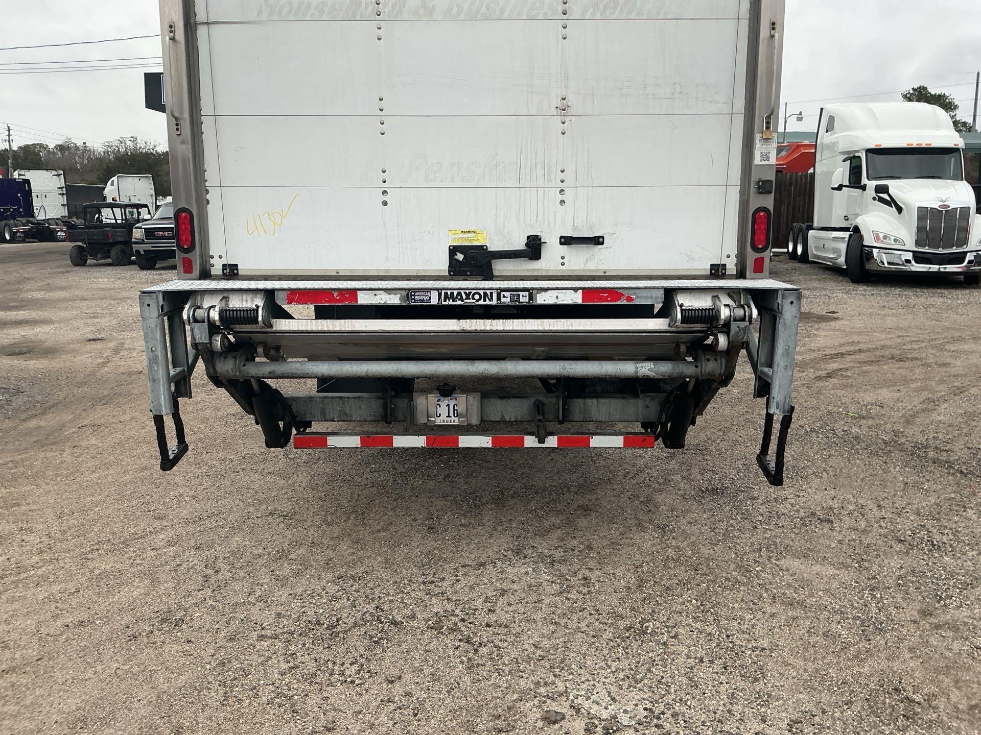 2020 Freightliner Business Class M2 106