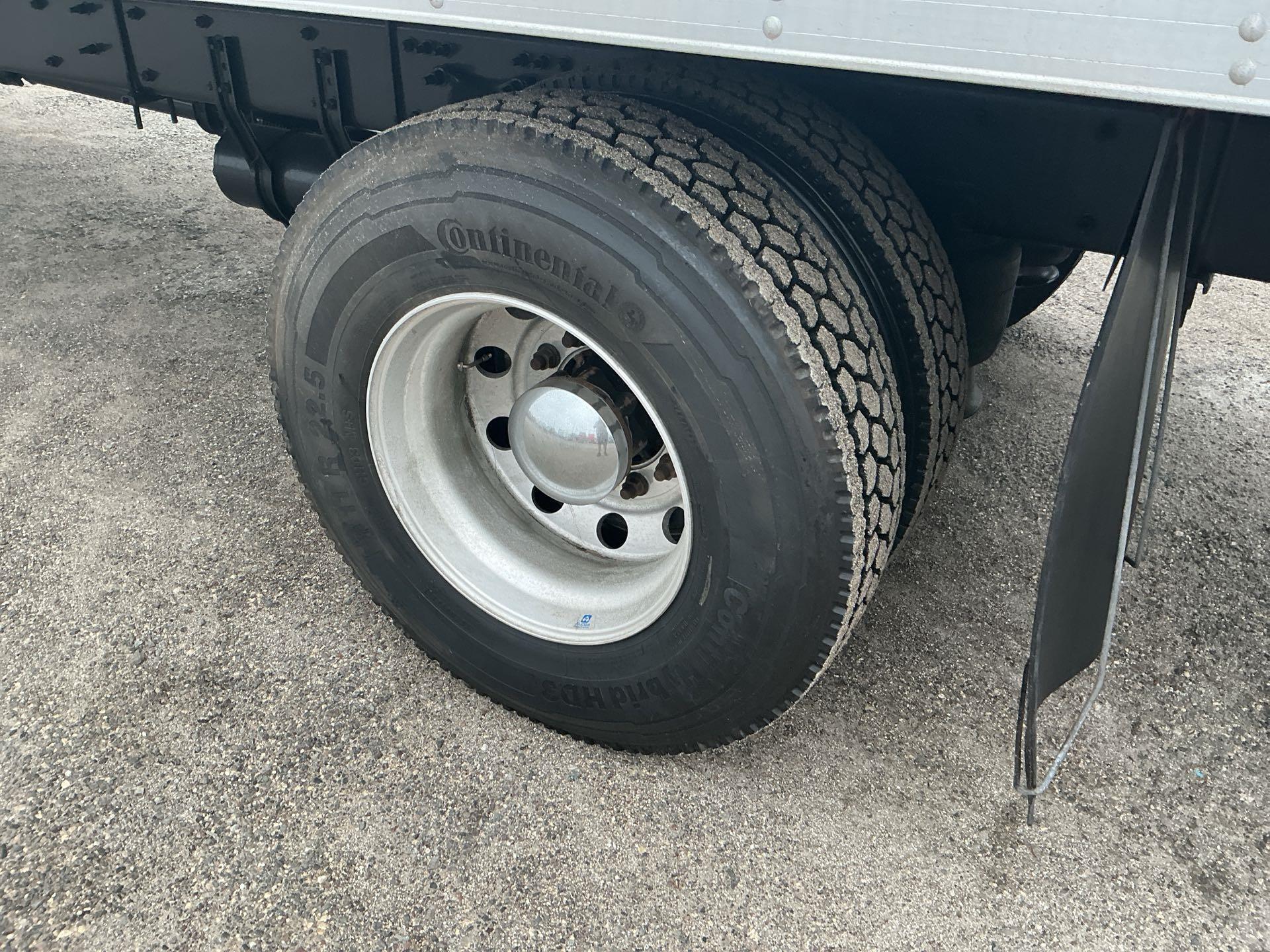 2020 Freightliner Business Class M2 106