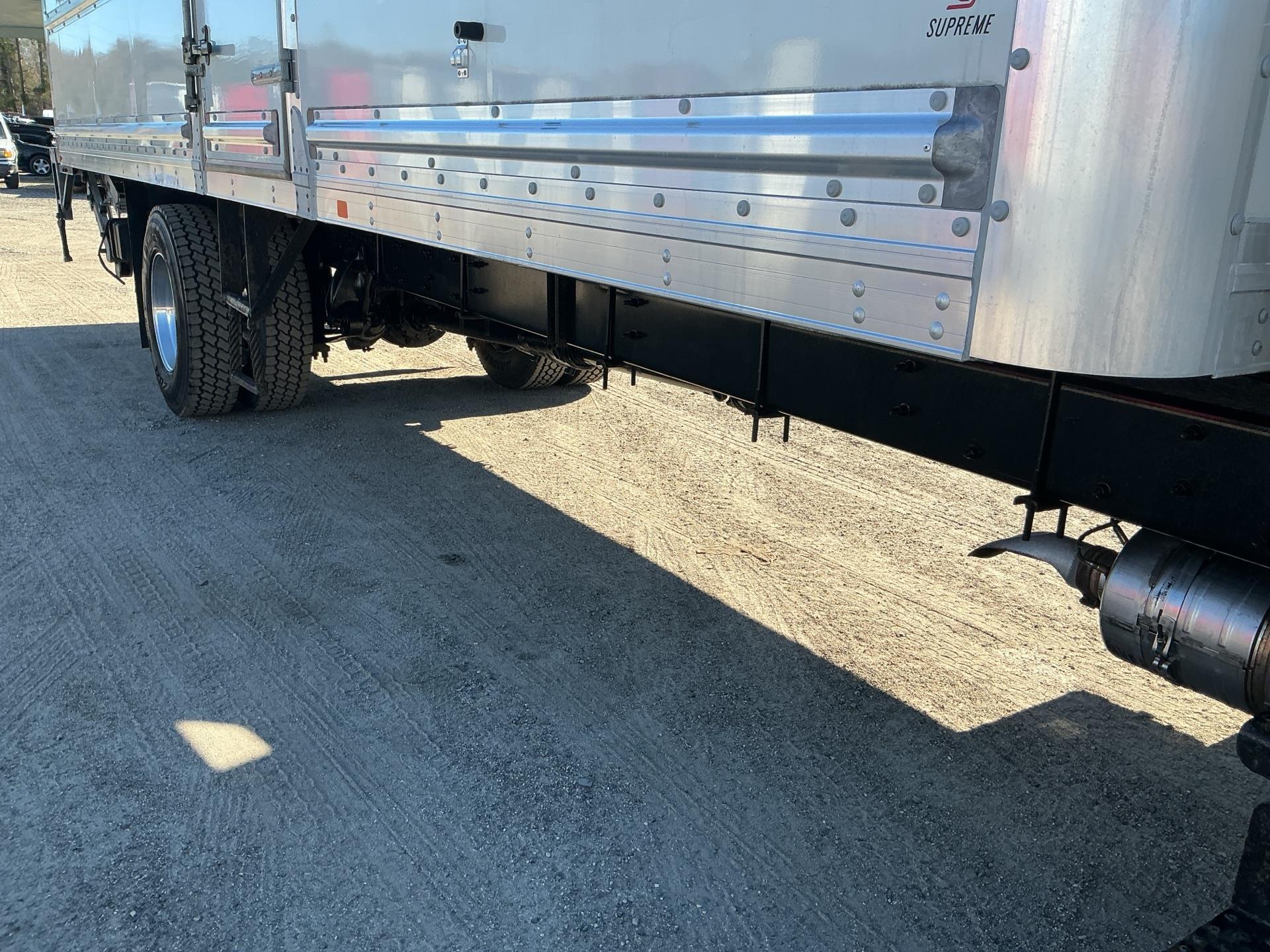 2020 Freightliner Business Class M2 106