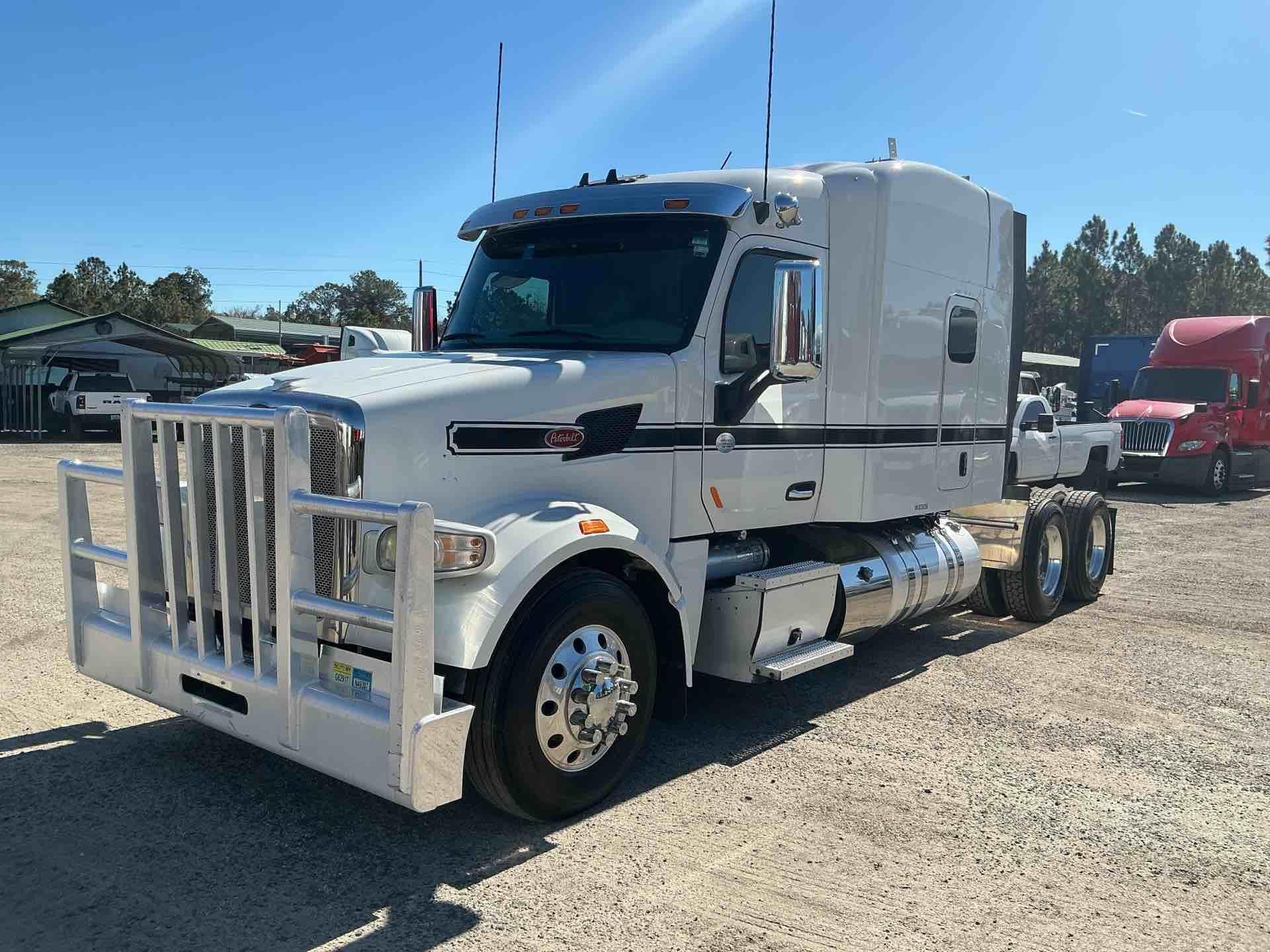 2019 Peterbilt 567