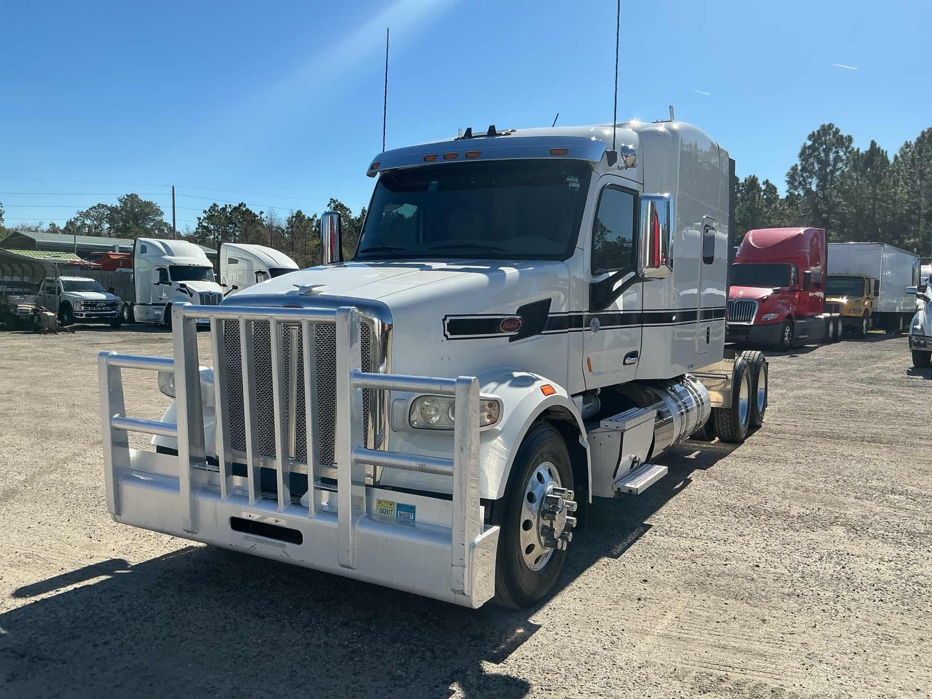 2019 Peterbilt 567