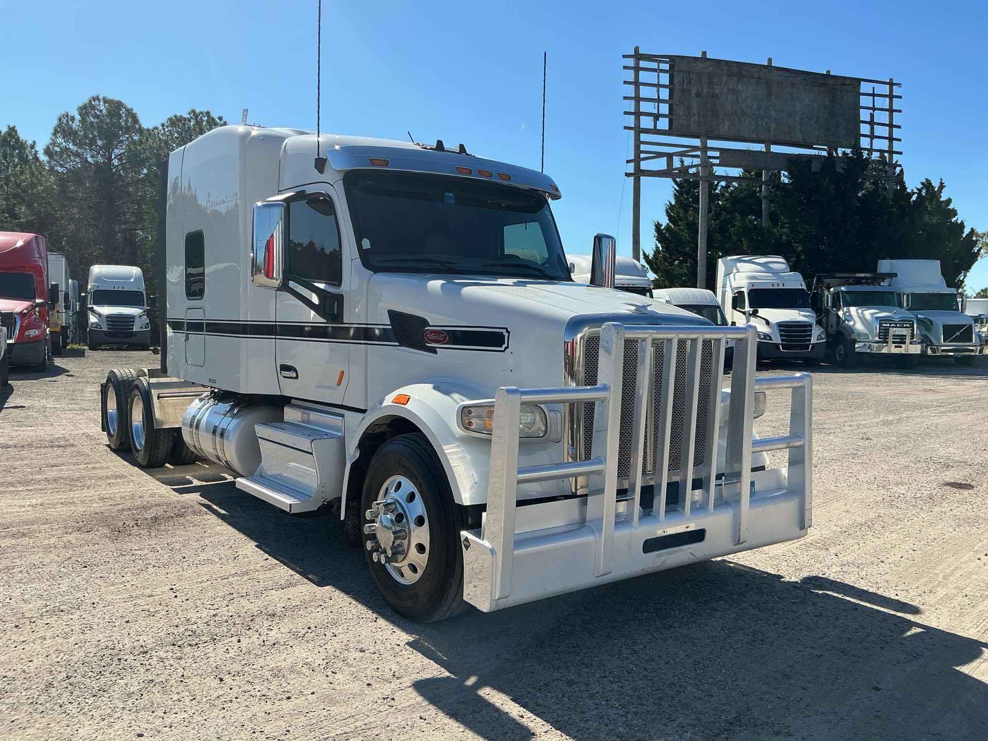 2019 Peterbilt 567