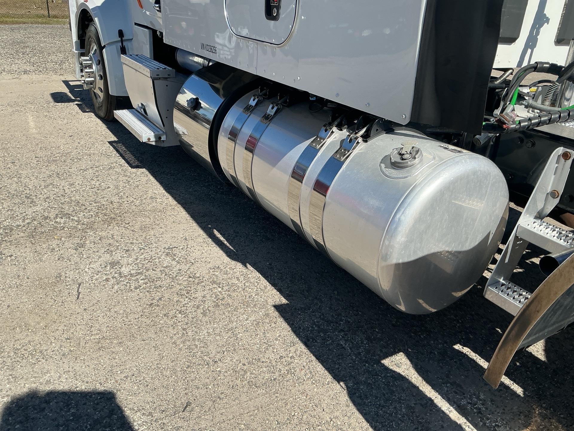 2019 Peterbilt 567