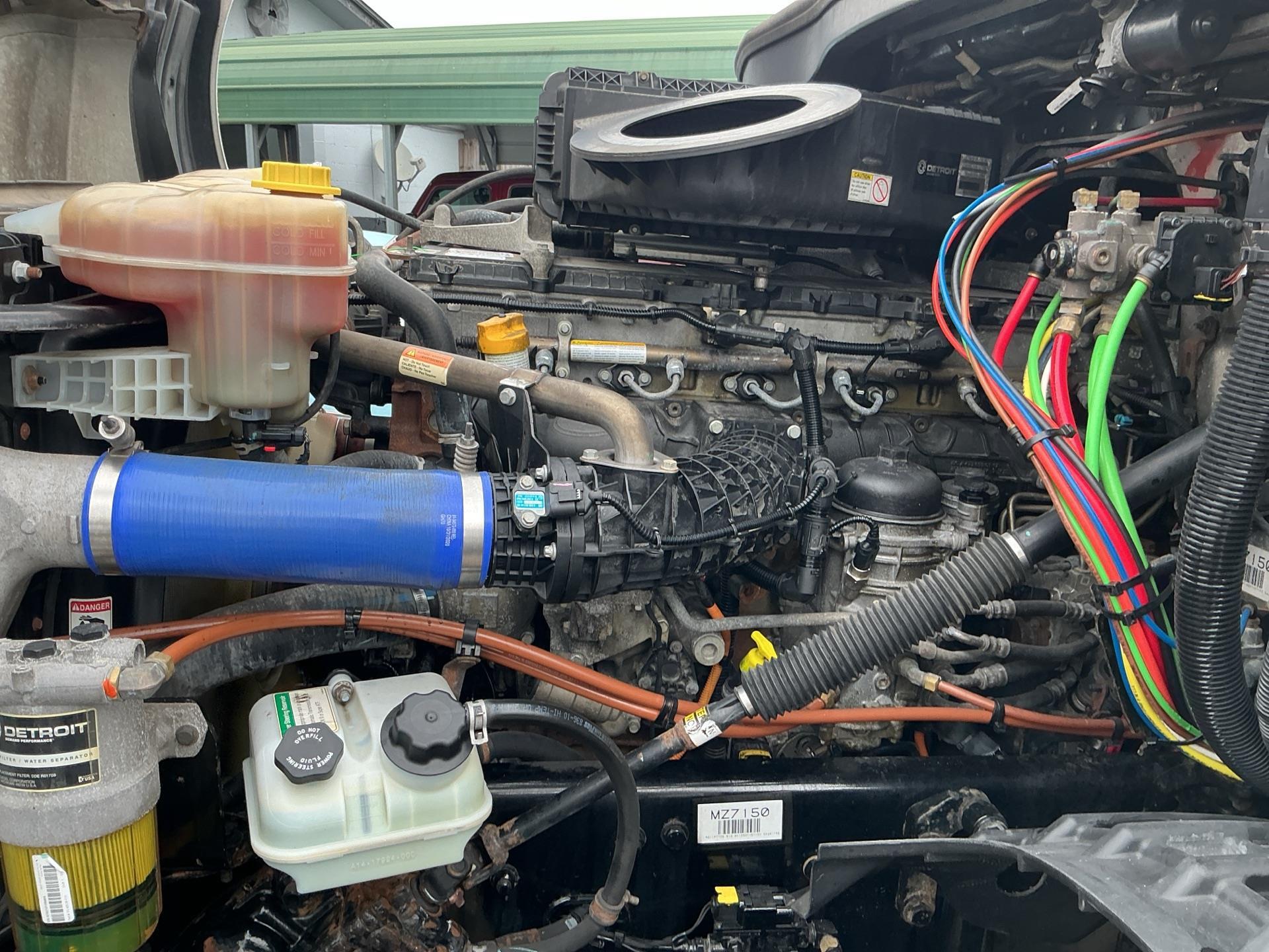 2022 Freightliner Cascadia 126