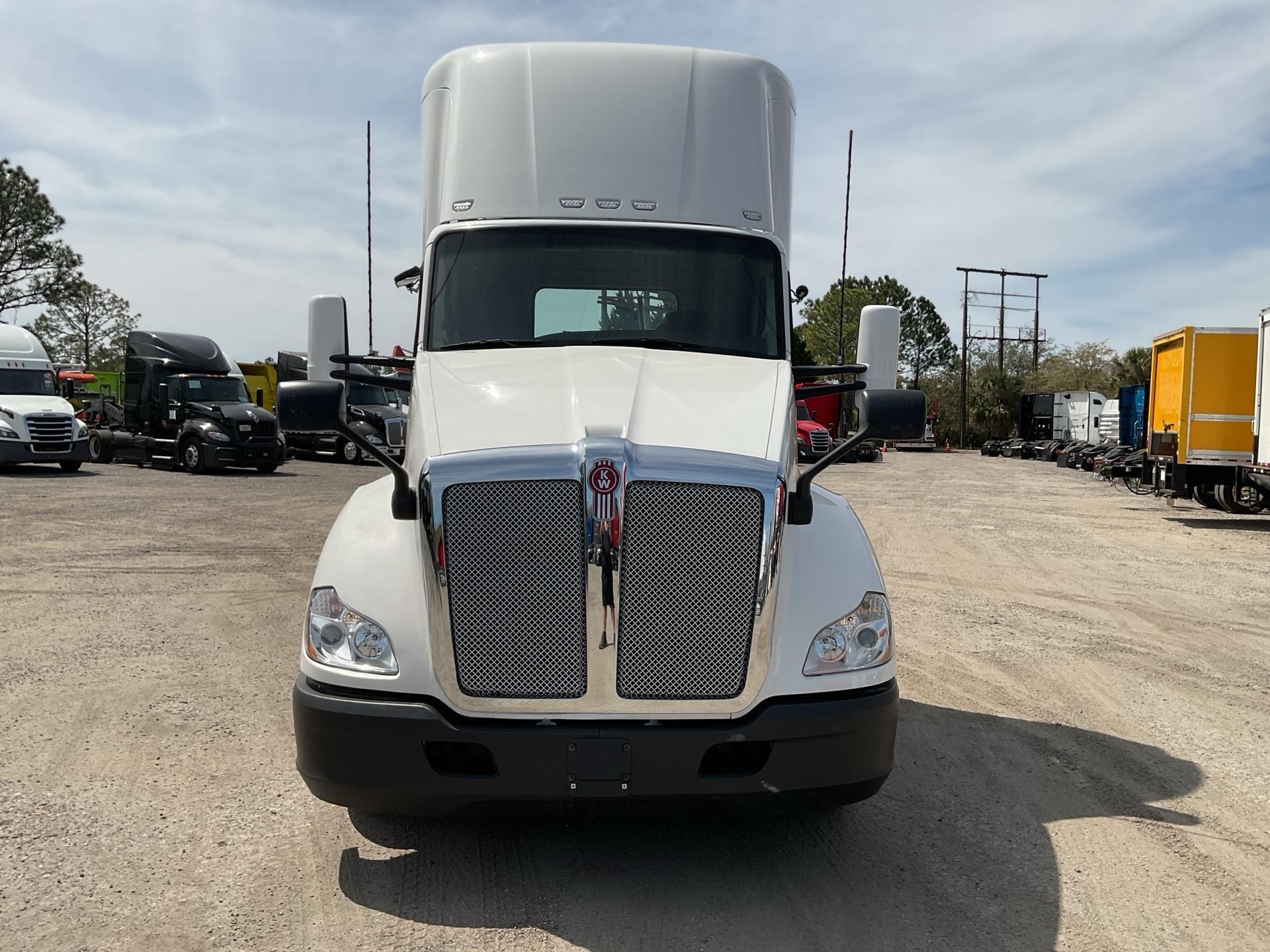 2021 Kenworth T680