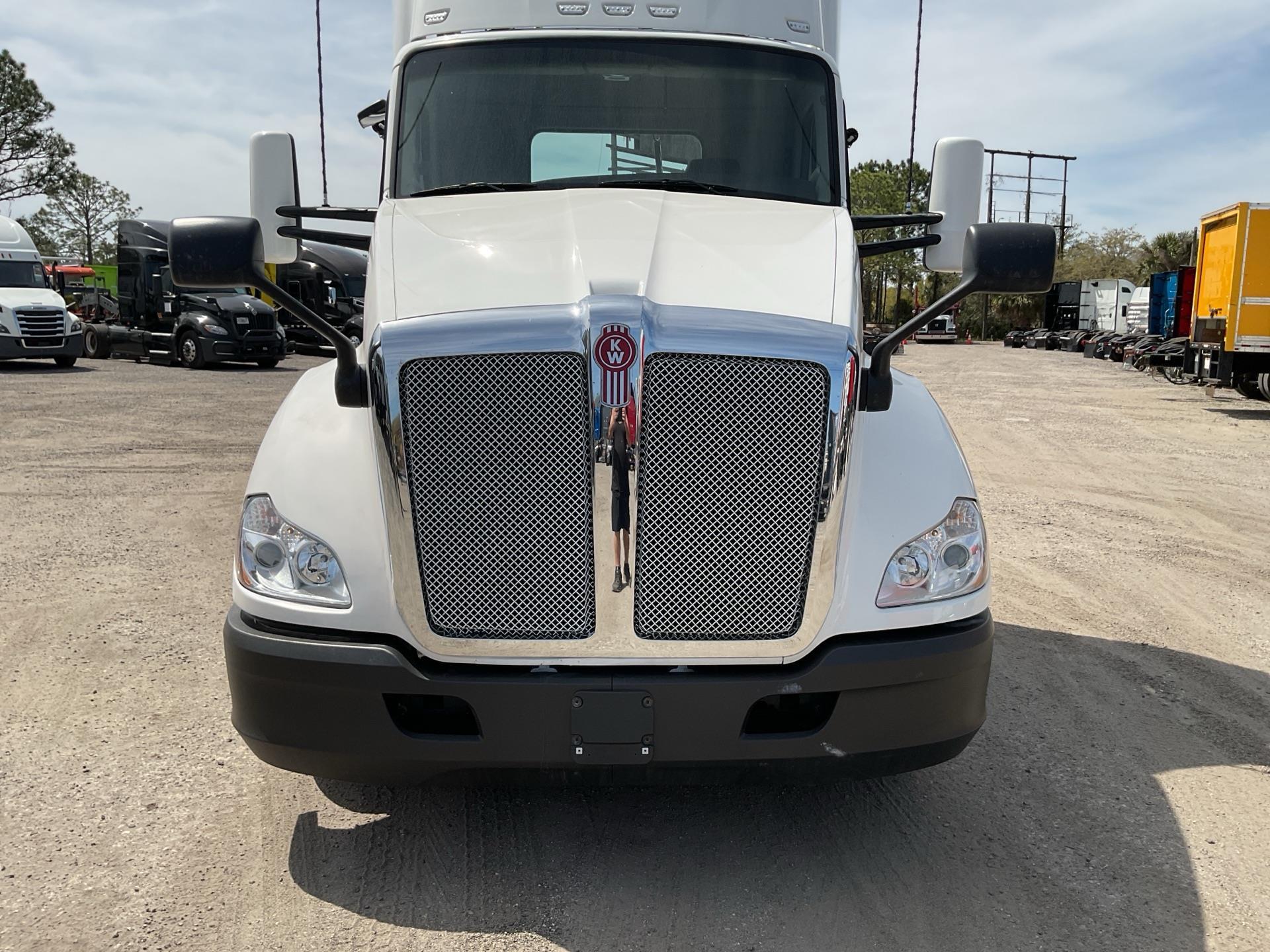 2021 Kenworth T680