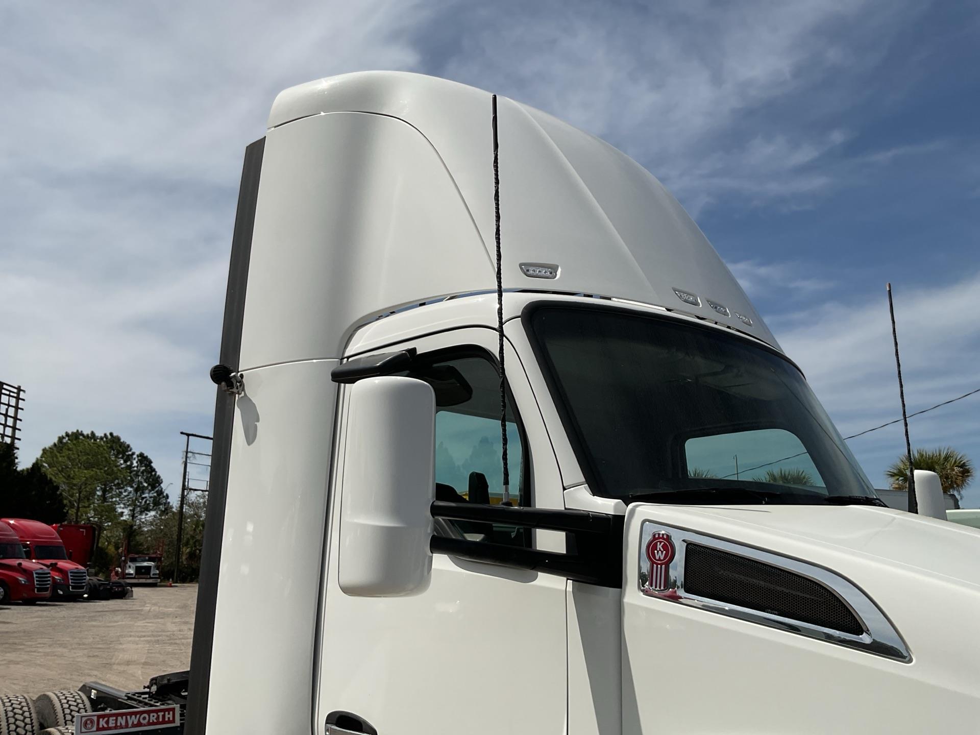 2021 Kenworth T680