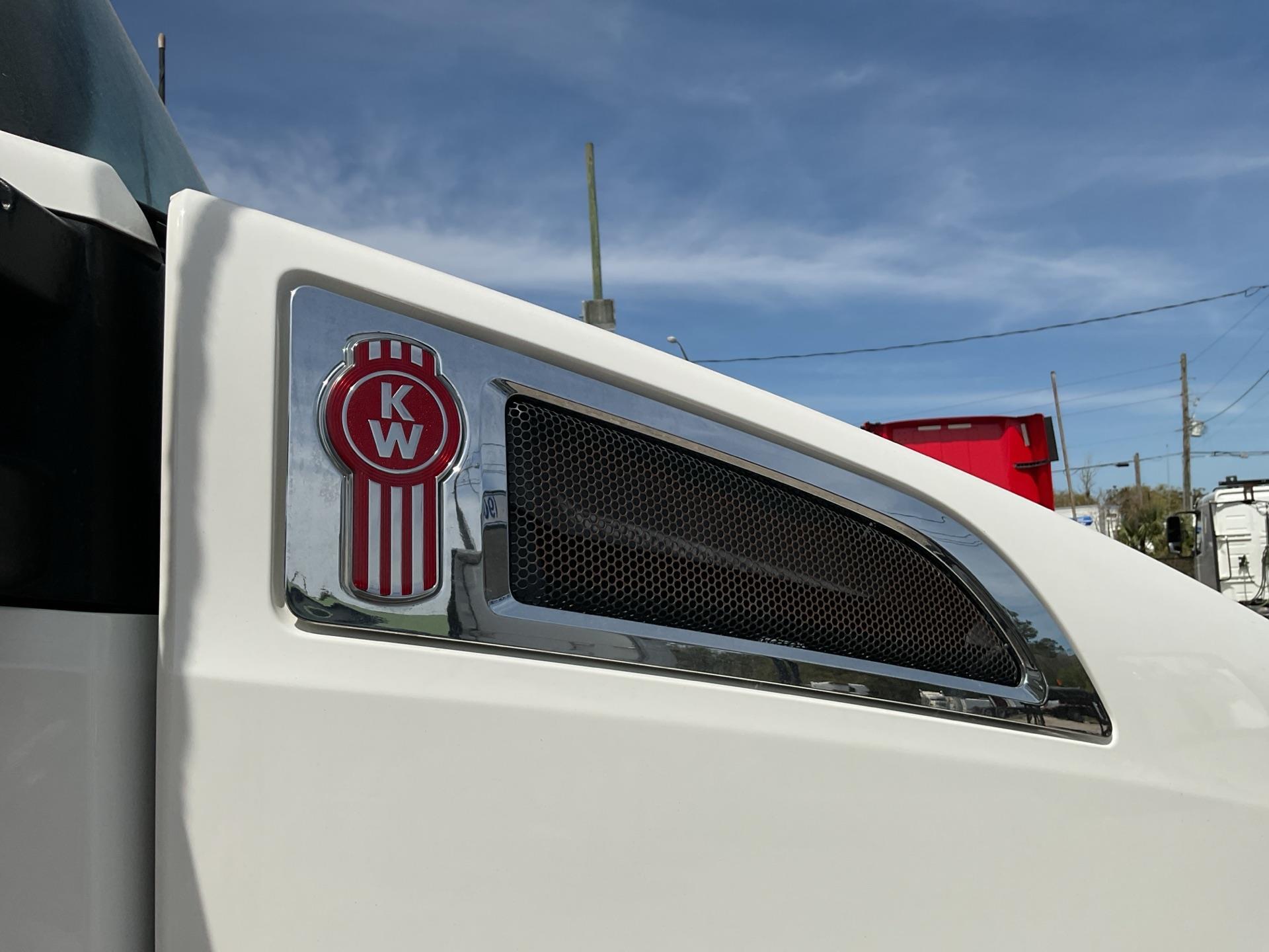 2021 Kenworth T680