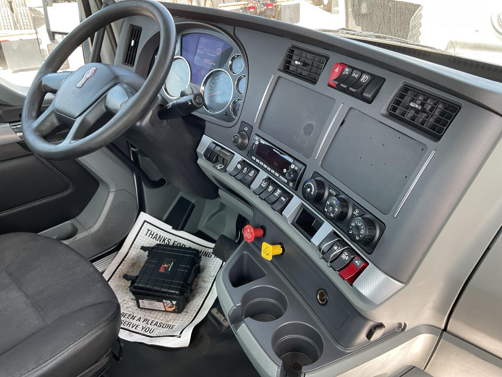 2021 Kenworth T680