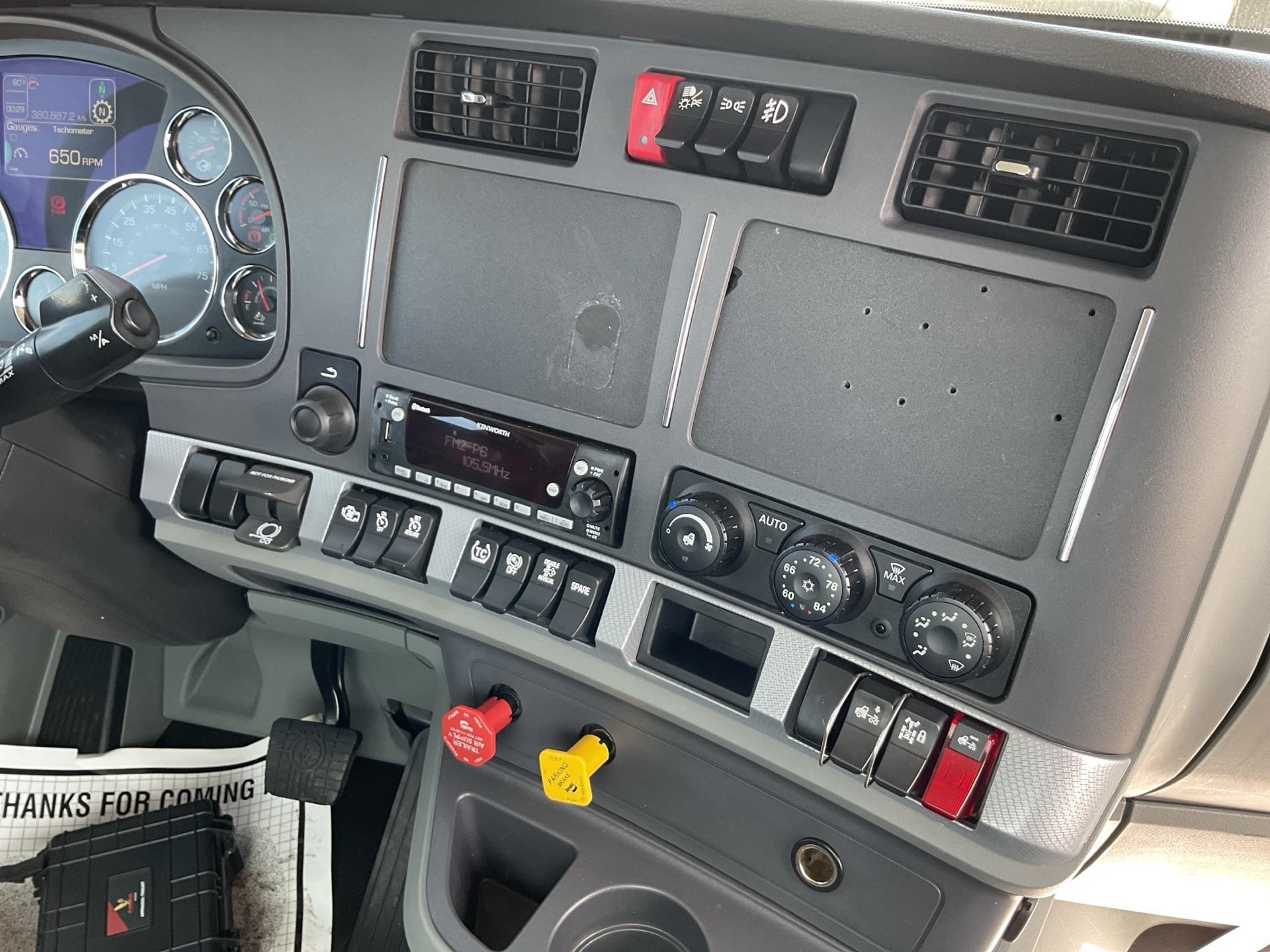 2021 Kenworth T680