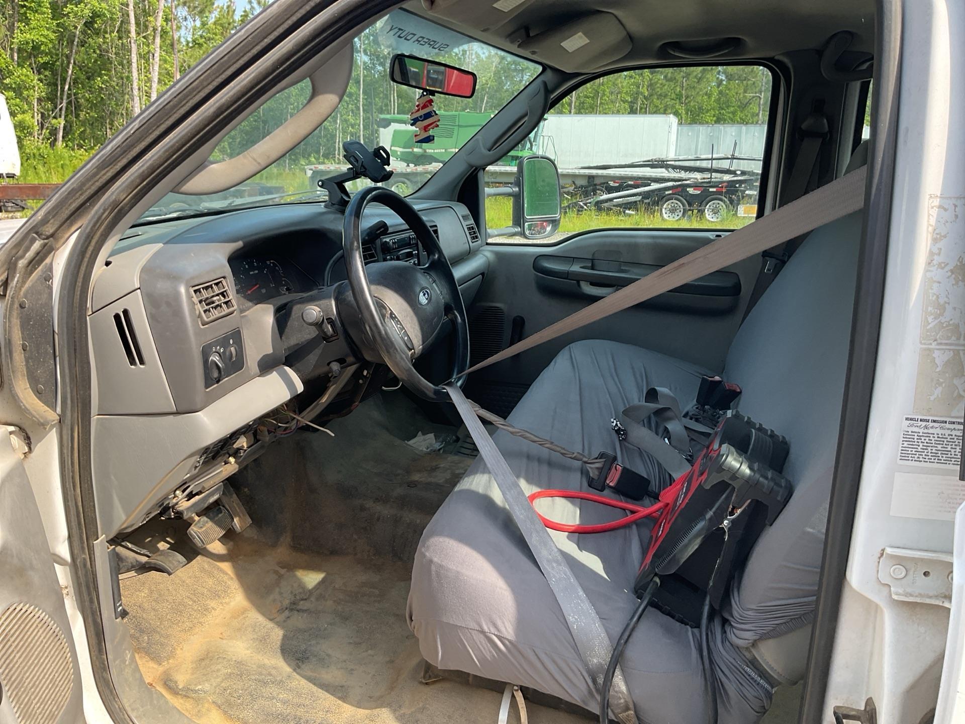 2003 Ford F550