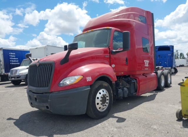 2021 International LT625