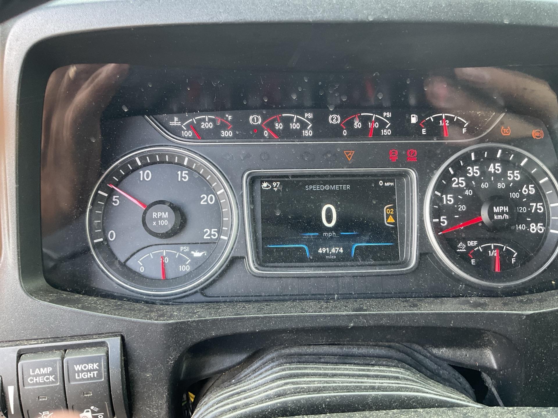2018 International LT625